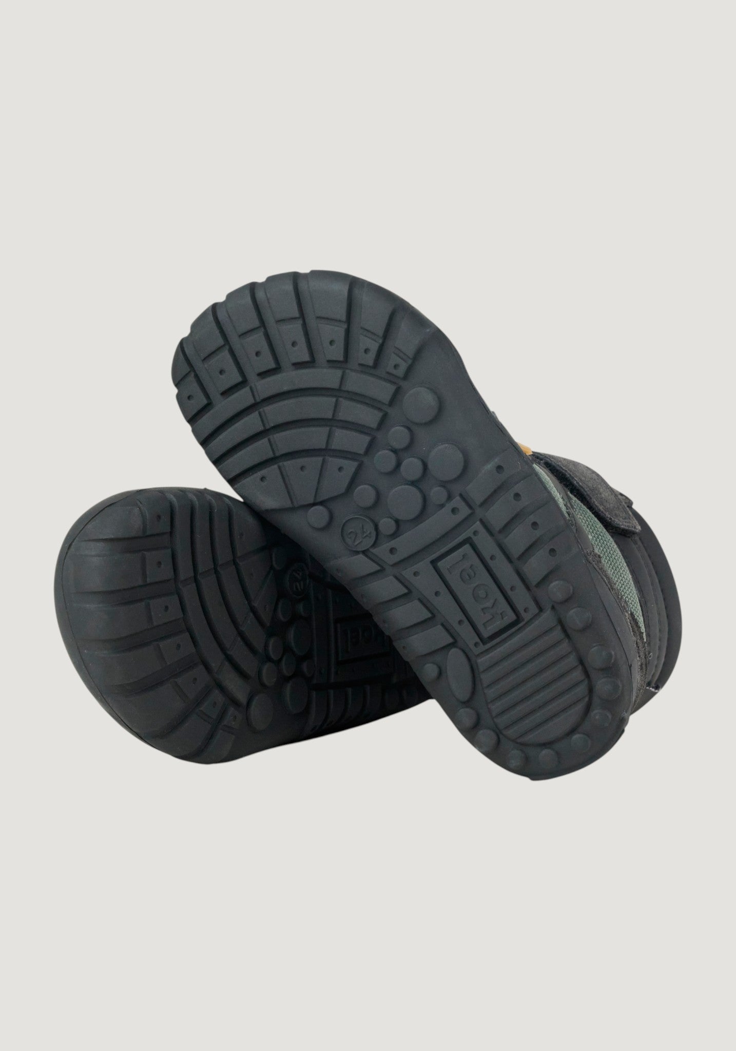 Ghete Barefoot impermeabile îmblănite - Milam Black