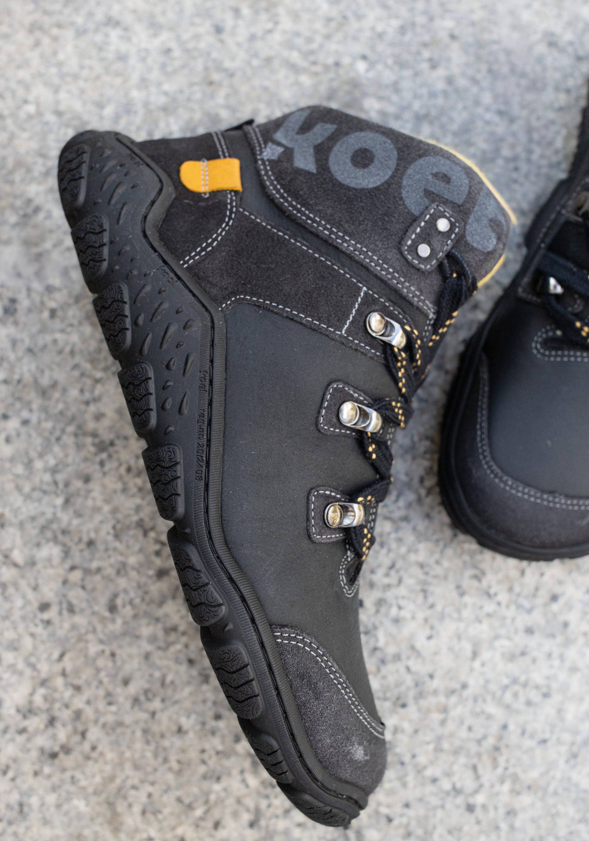 Ghete drumeție Barefoot îmblănite femei - Roba Black