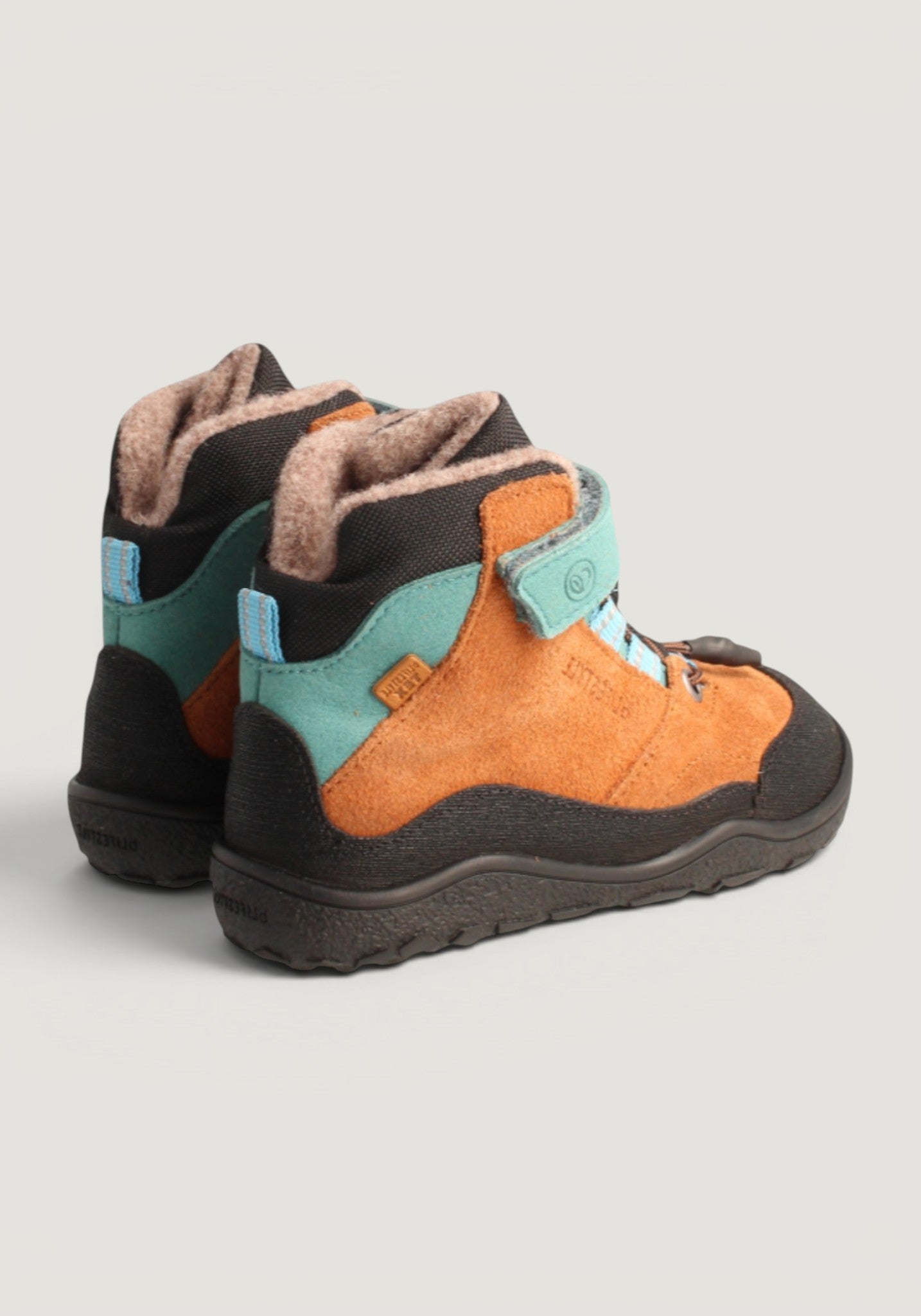Ghete drumeție Barefoot impermeabile îmblănite - Carpa Hazelnut