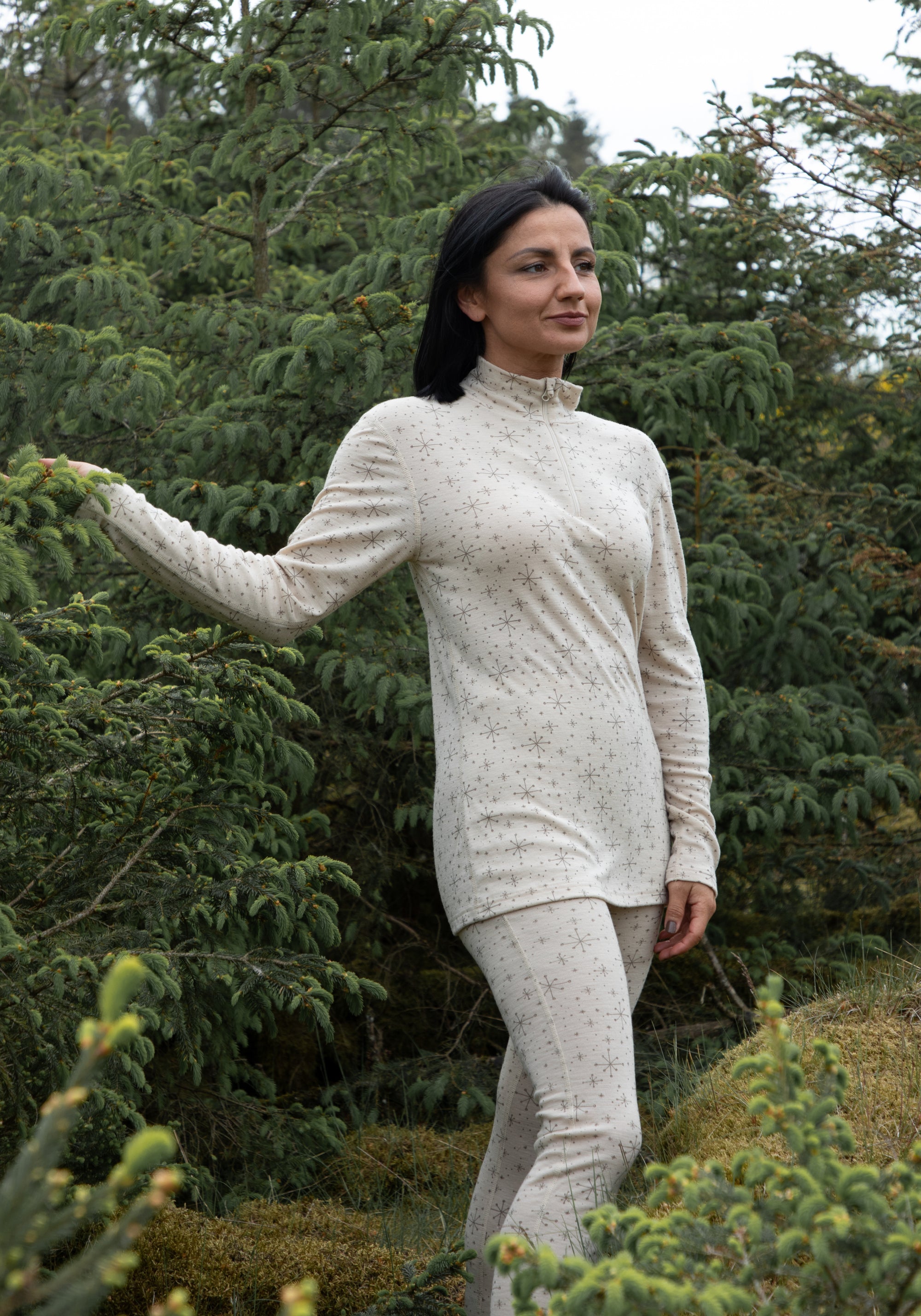 Helancă femei din lână merinos - Handdrawn Snowflake Beige