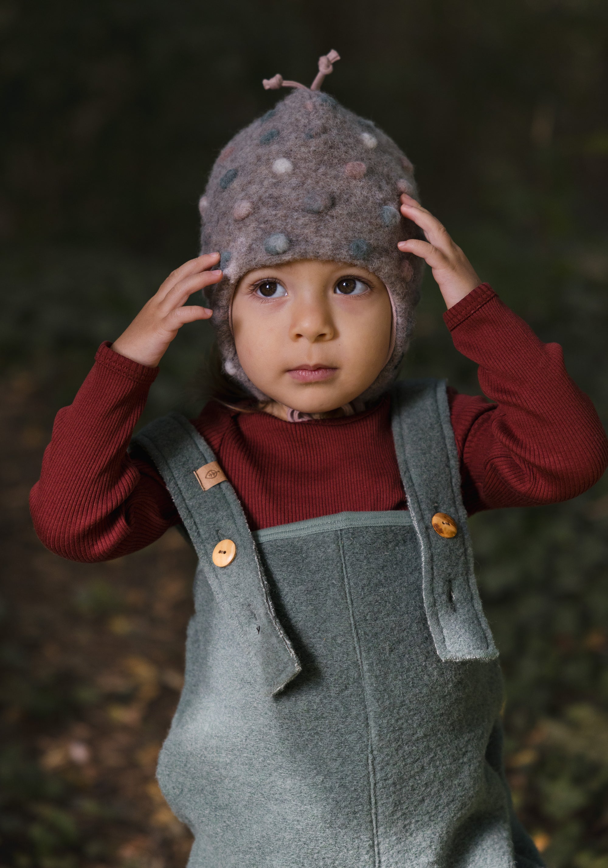 Căciulă din lână fiartă - Cashmere Dots