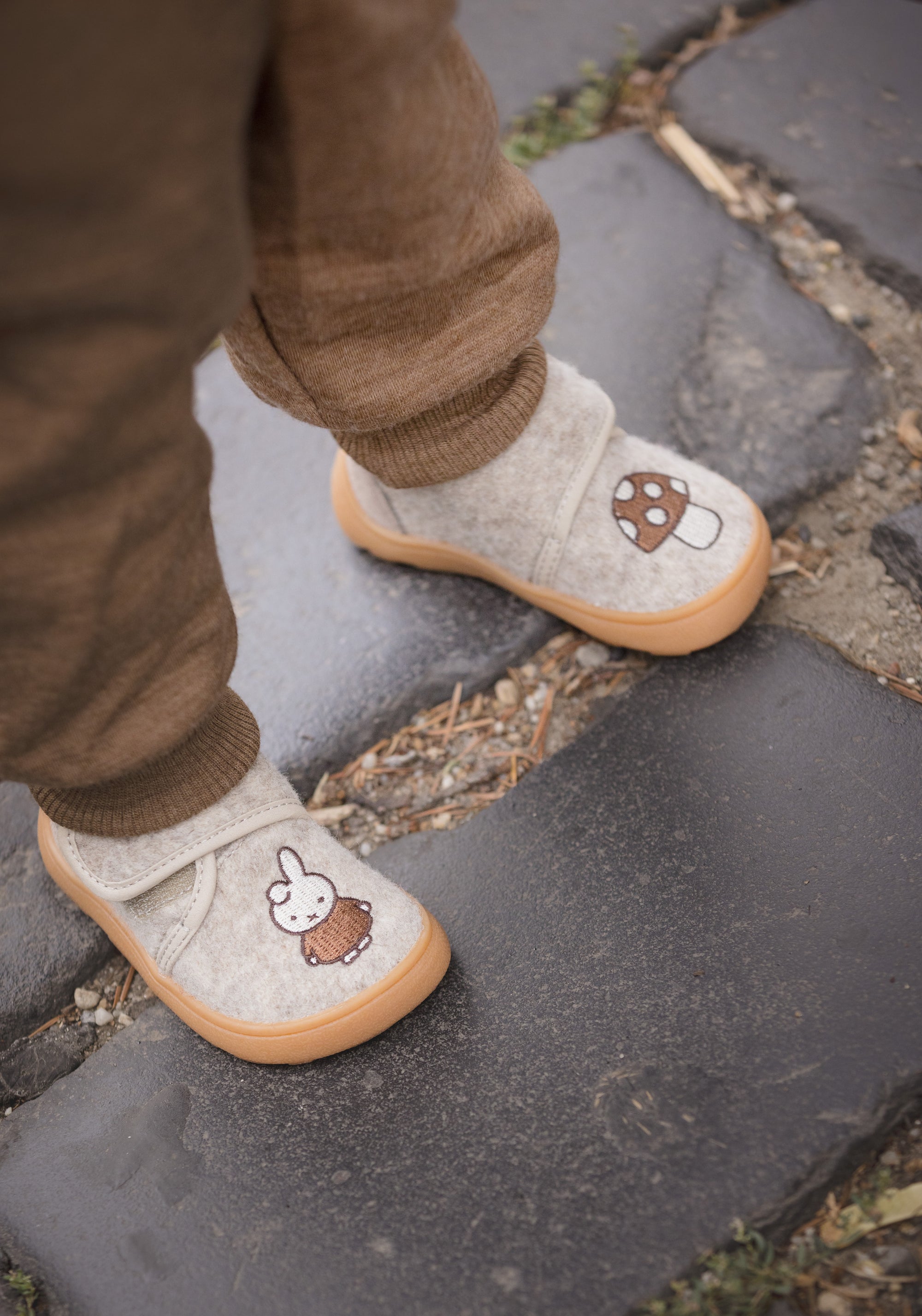 Pantofi interior Barefoot din lână - Miffy Sand