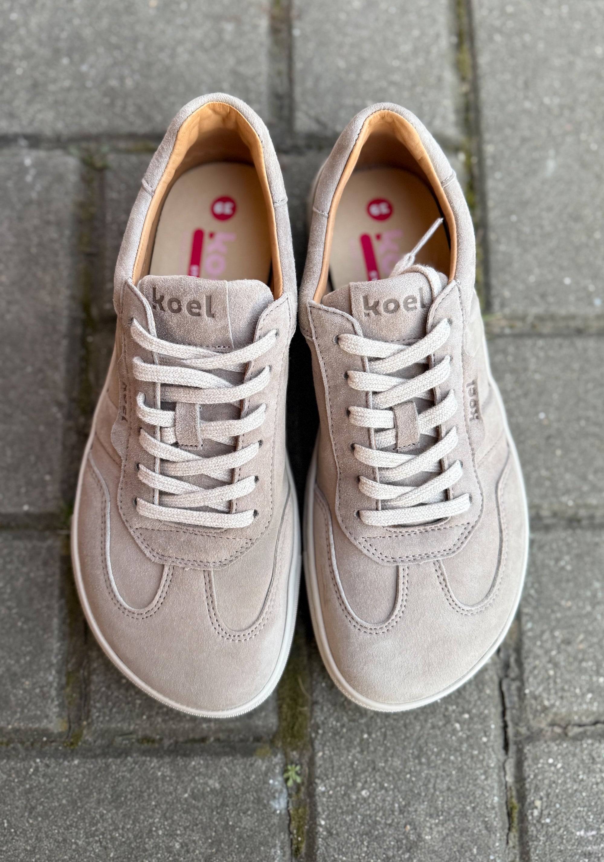 Sneakers Barefoot din piele întoarsă - Helena Taupe