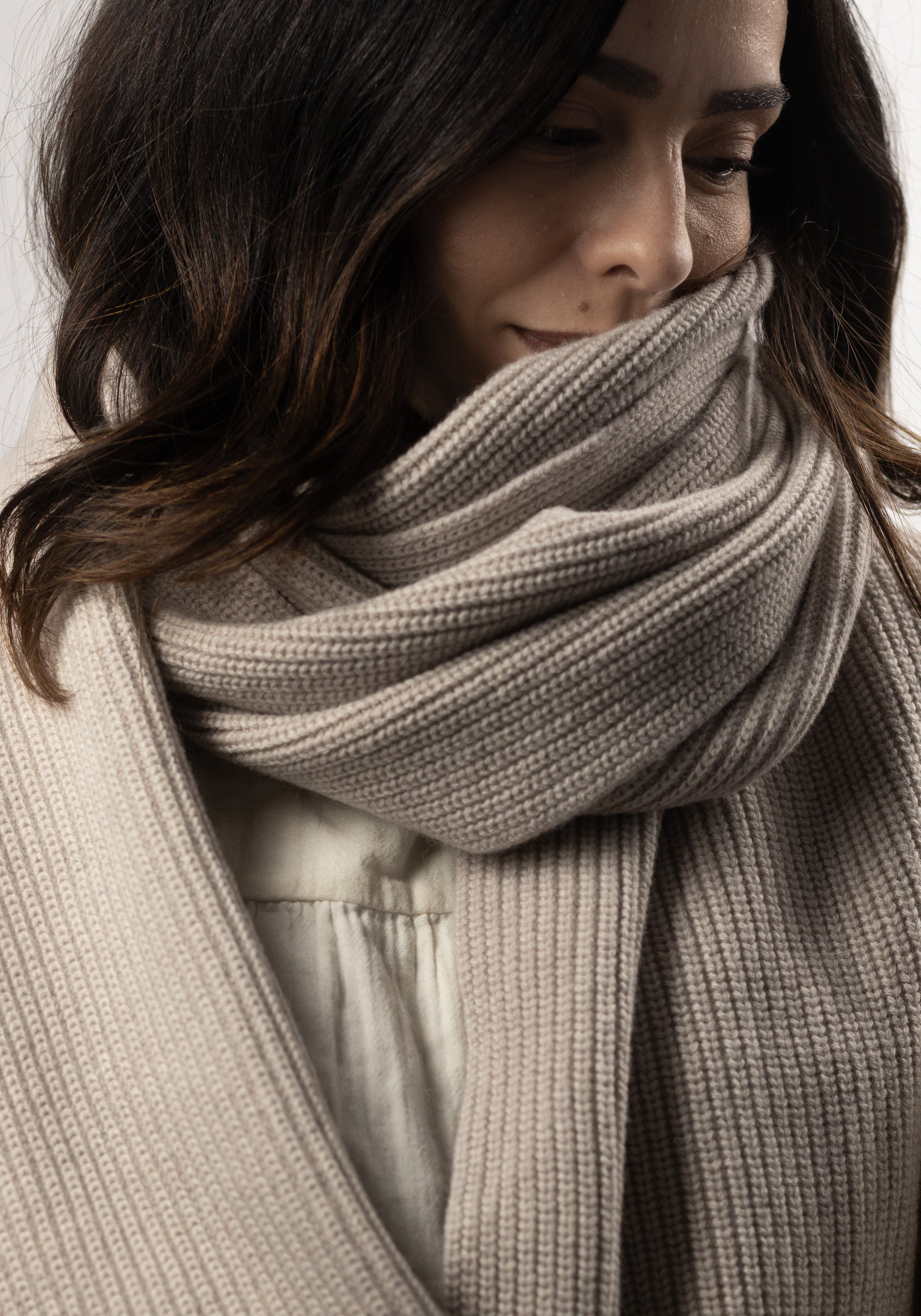 Fular femei din lână merinos și cașmir - Beige