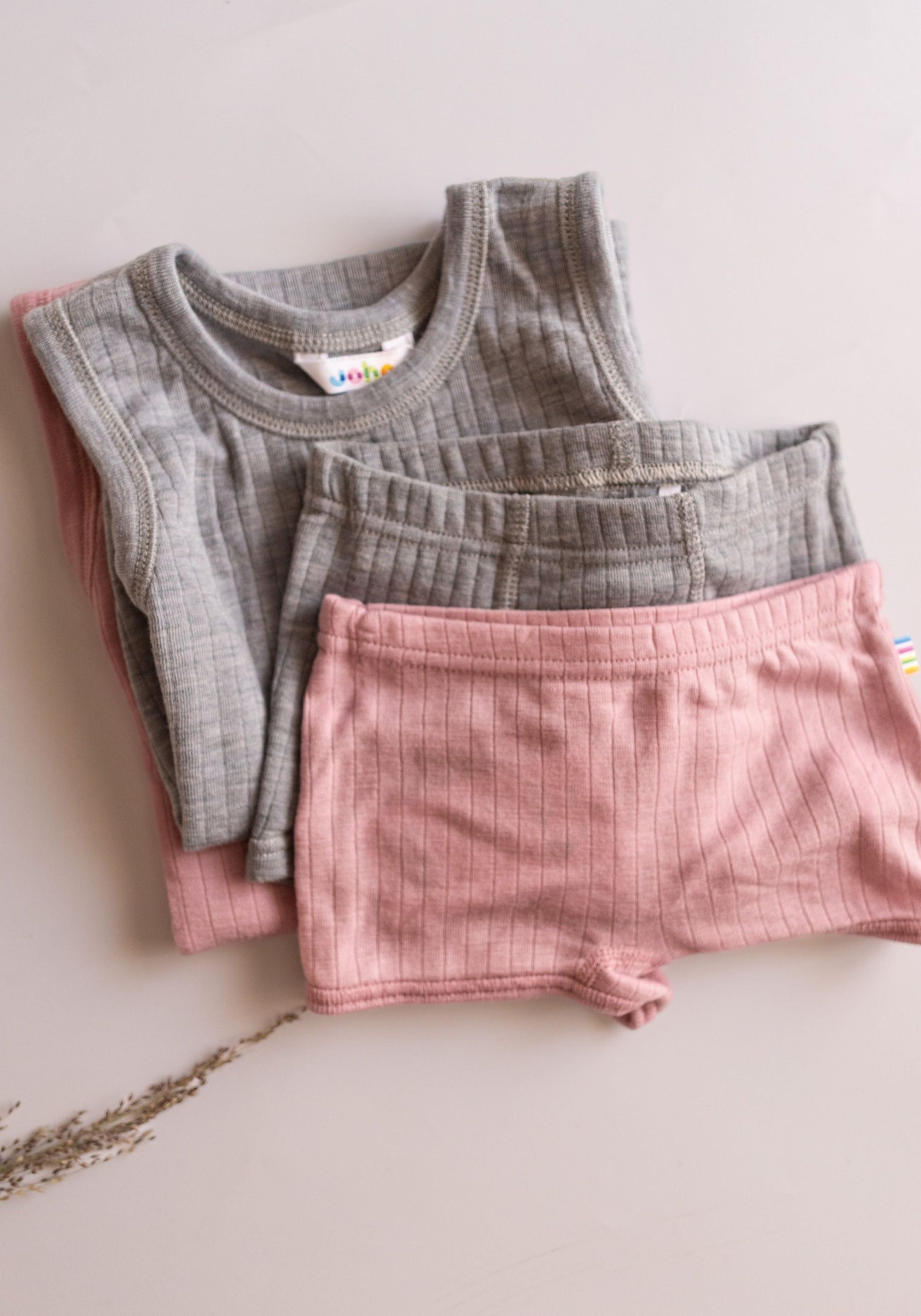 Maiou lână merinos - Basic Grey Joha HipHip.ro