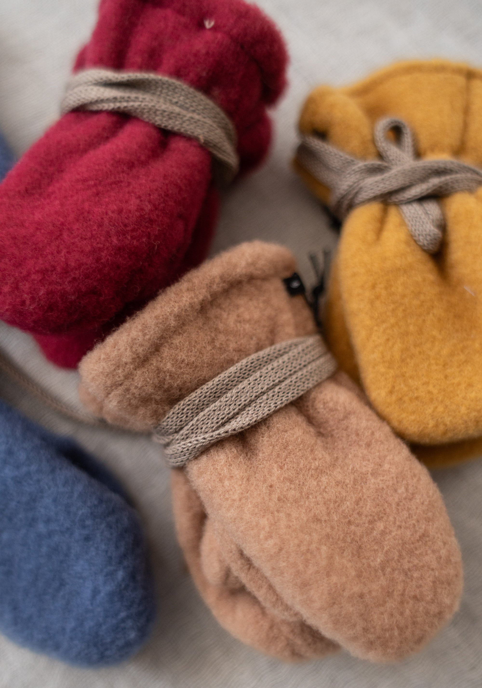 Mănuși fleece din lână merinos - Soft Caramel