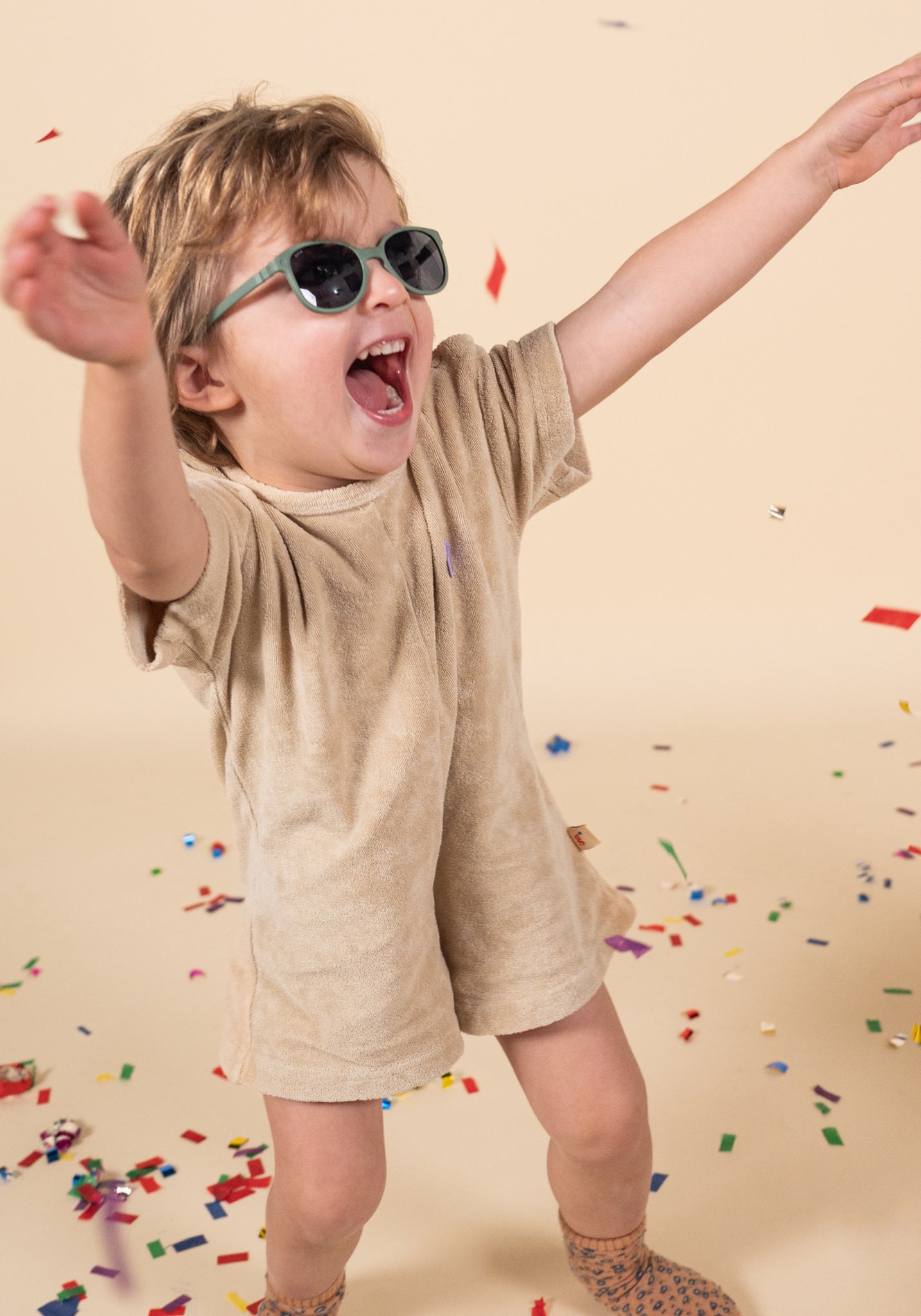 Ochelari de soare 1-4 ani - Wazz Kaki Ki ET LA HipHip.ro