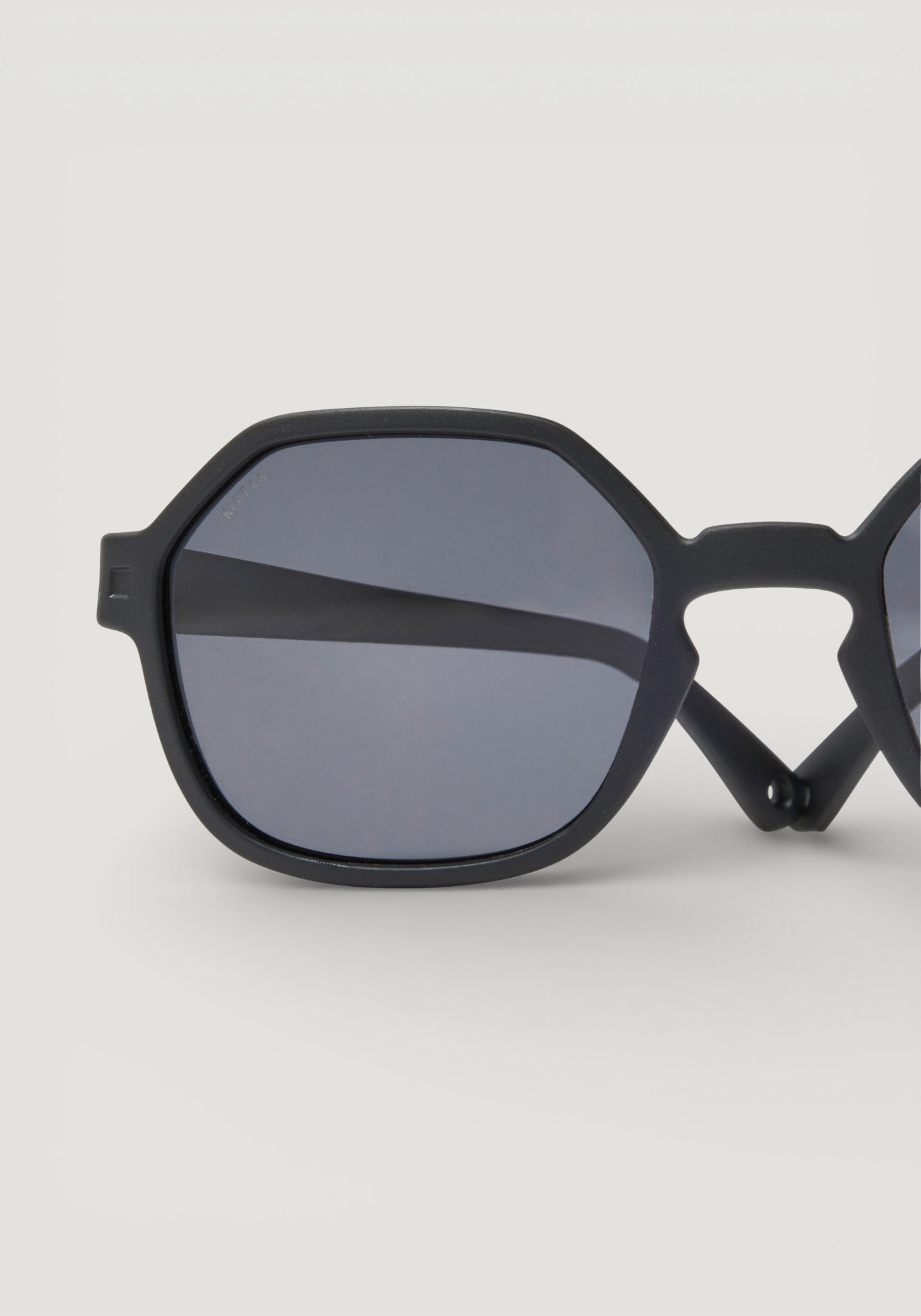 Ochelari de soare polarizați 4-12 ani - Eyzz Black