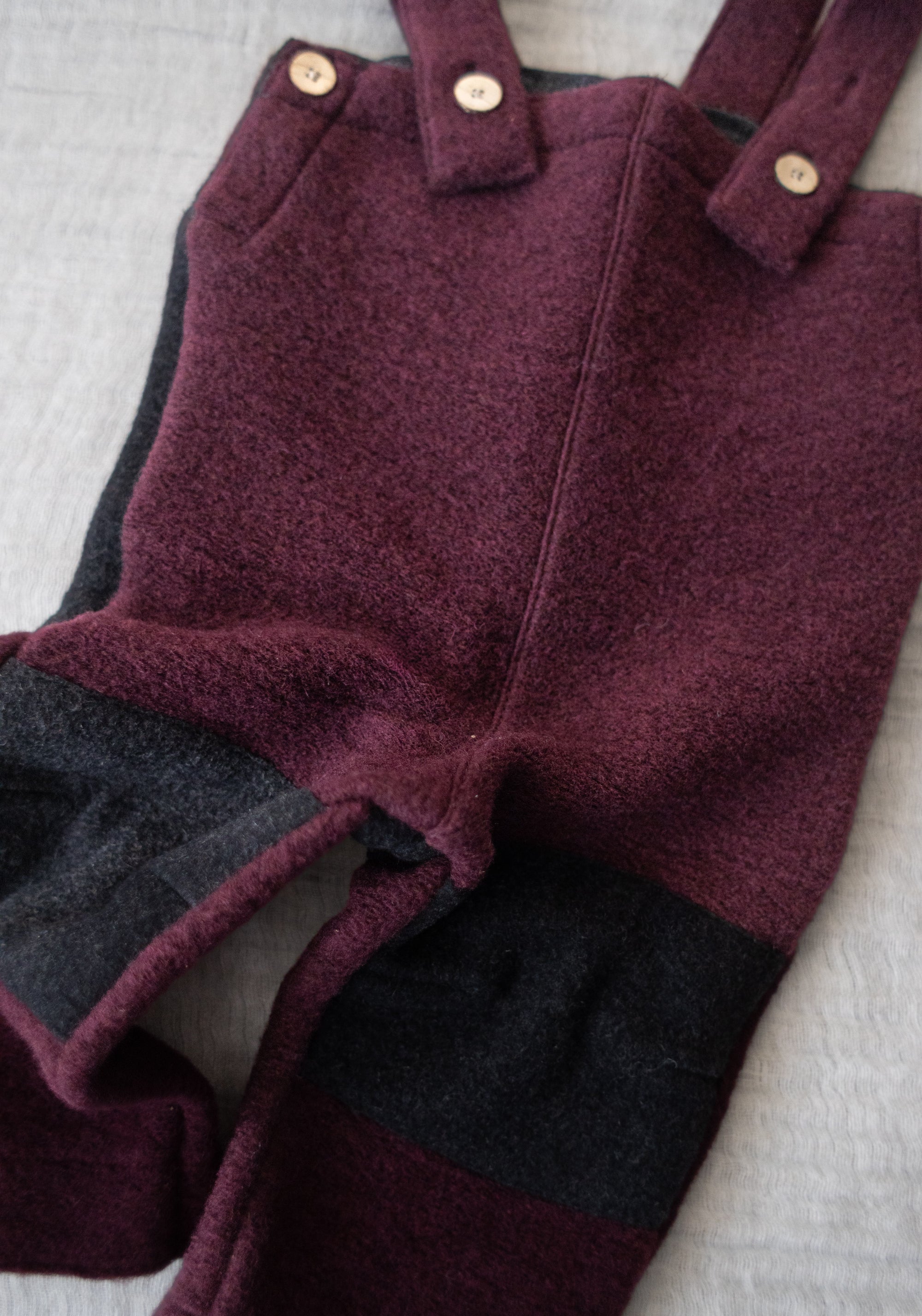 Pantaloni din lână fiartă - Burgundy