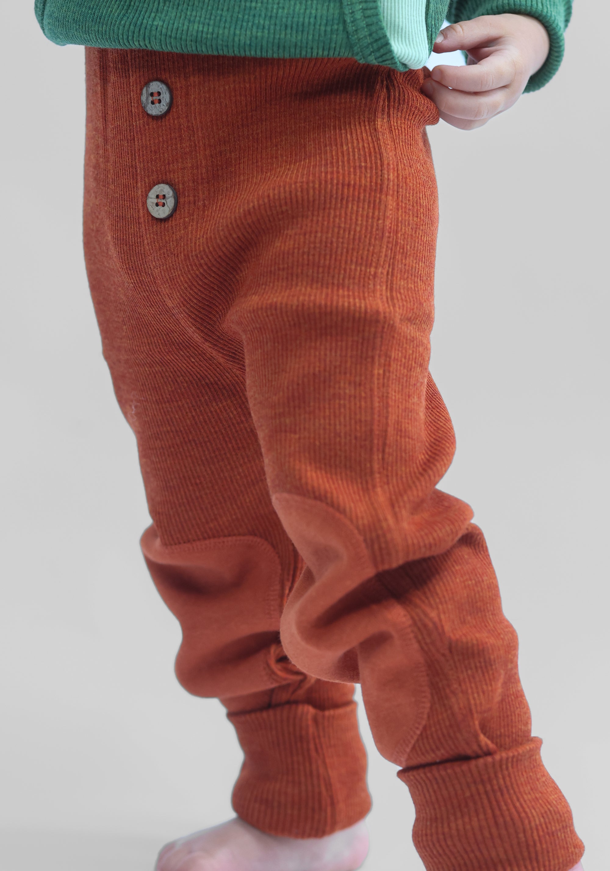 Pantaloni din lână merinos - Joggers Rich Amber