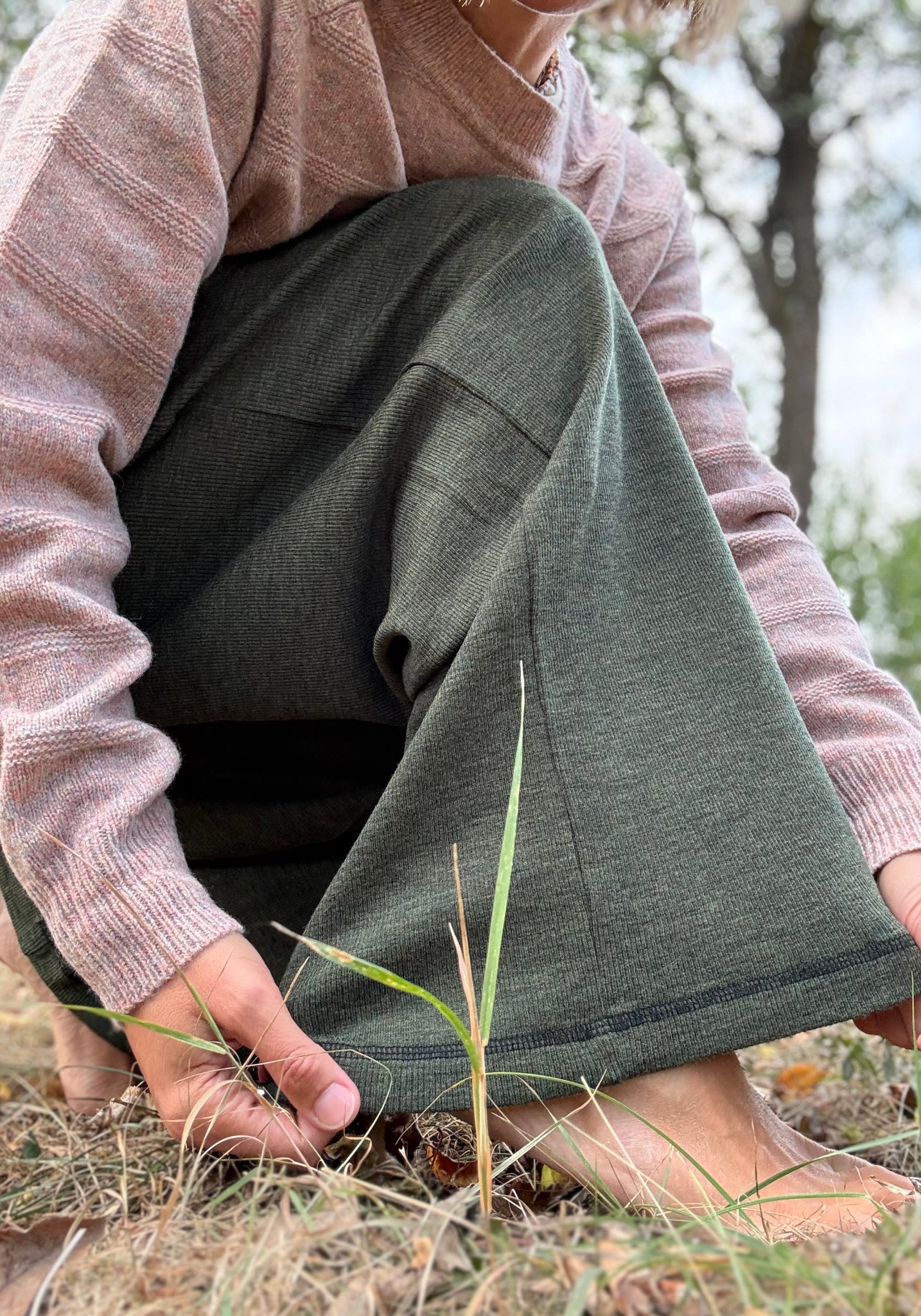 Pantaloni din lână merinos - Karla Pine Melange