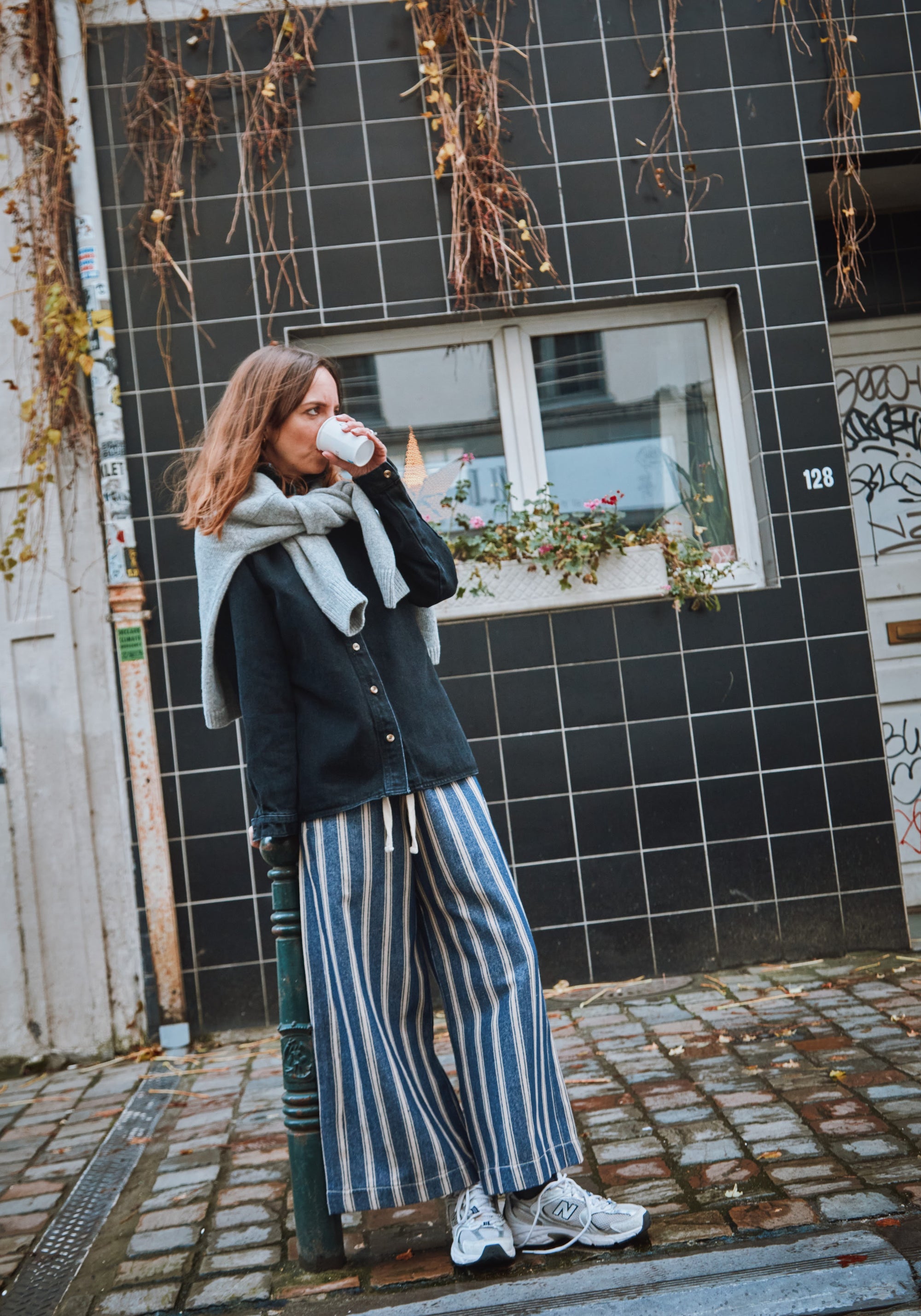 Pantaloni femei din canvas gros de bumbac - Santal Ankle Rayures Bleues