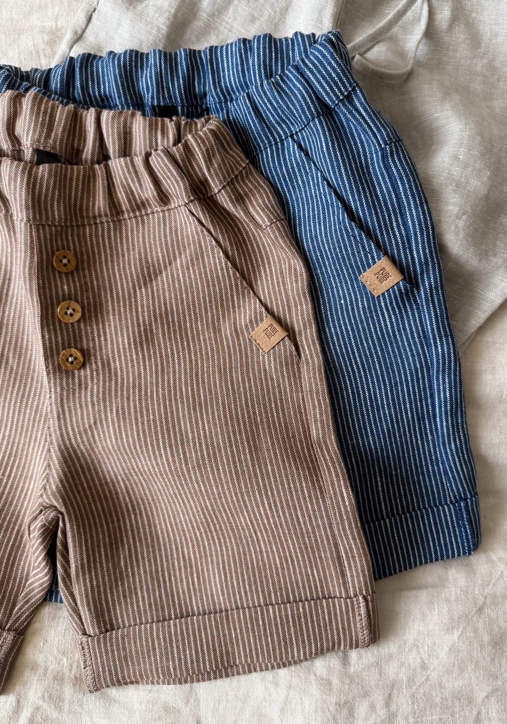 Pantaloni scurți din in - Navy