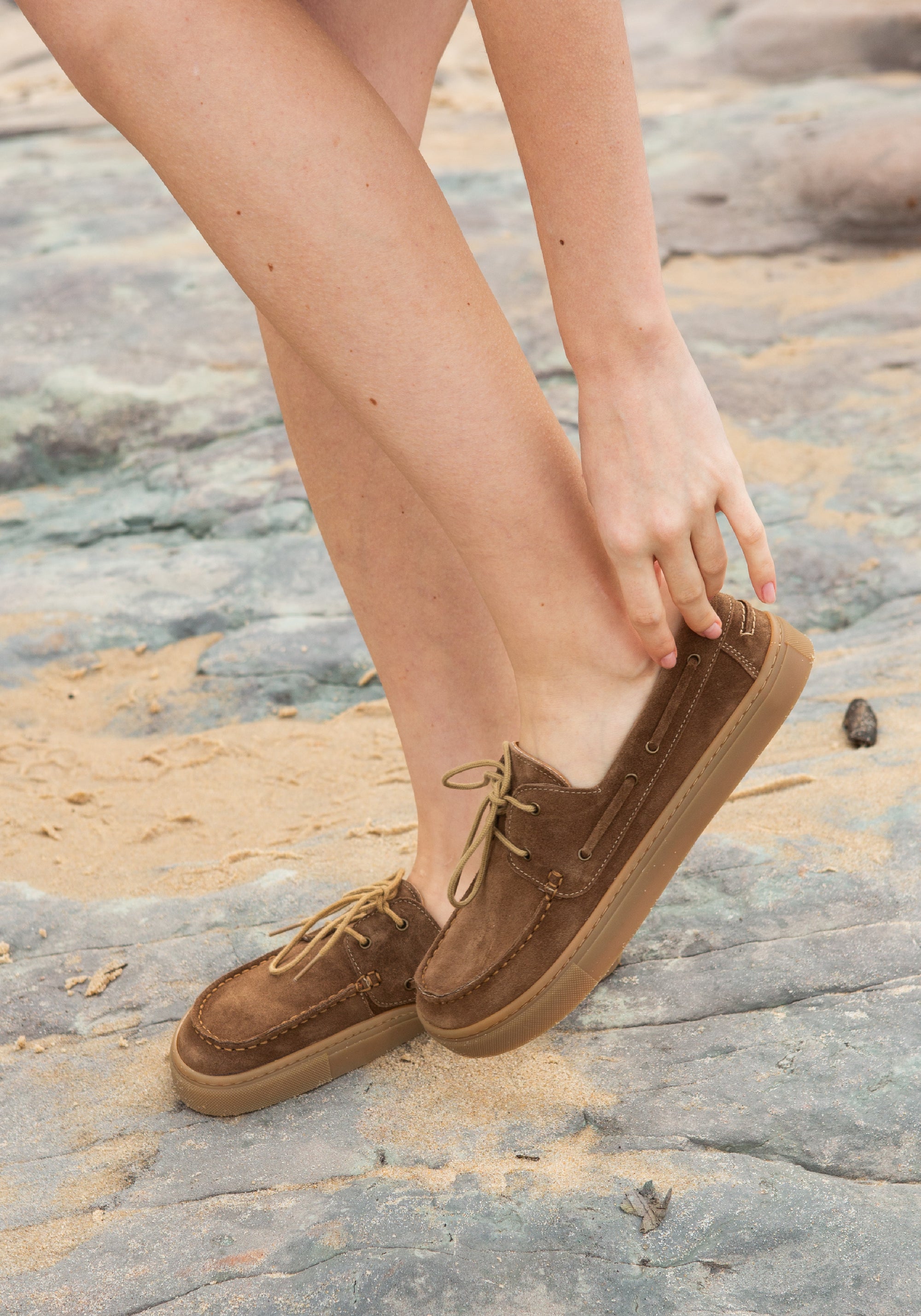 Pantofi Barefoot din piele întoarsă - Hivera Taupe