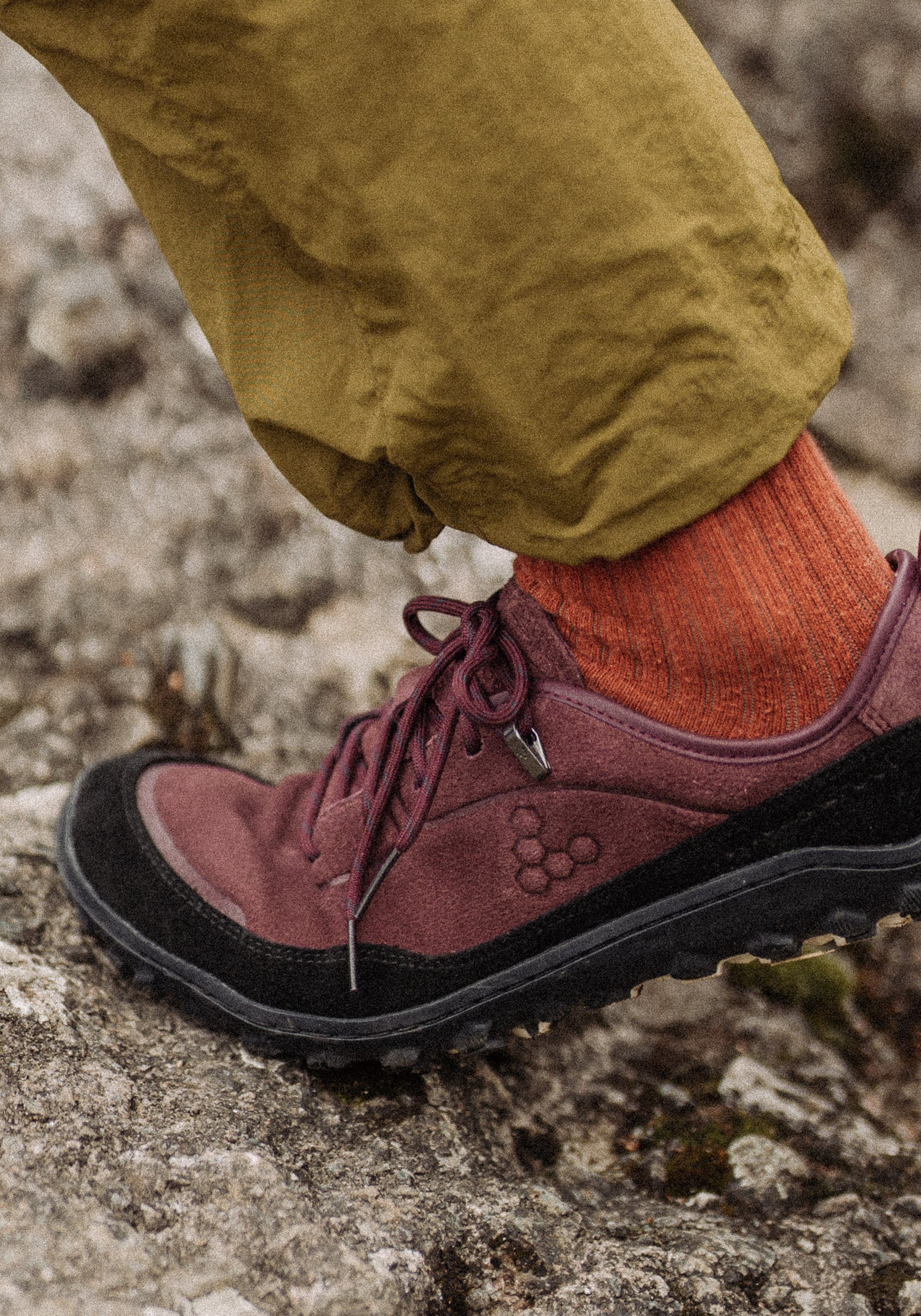 Pantofi drumeție Barefoot din piele întoarsă - Tracker Leather AT Low II Women Fig