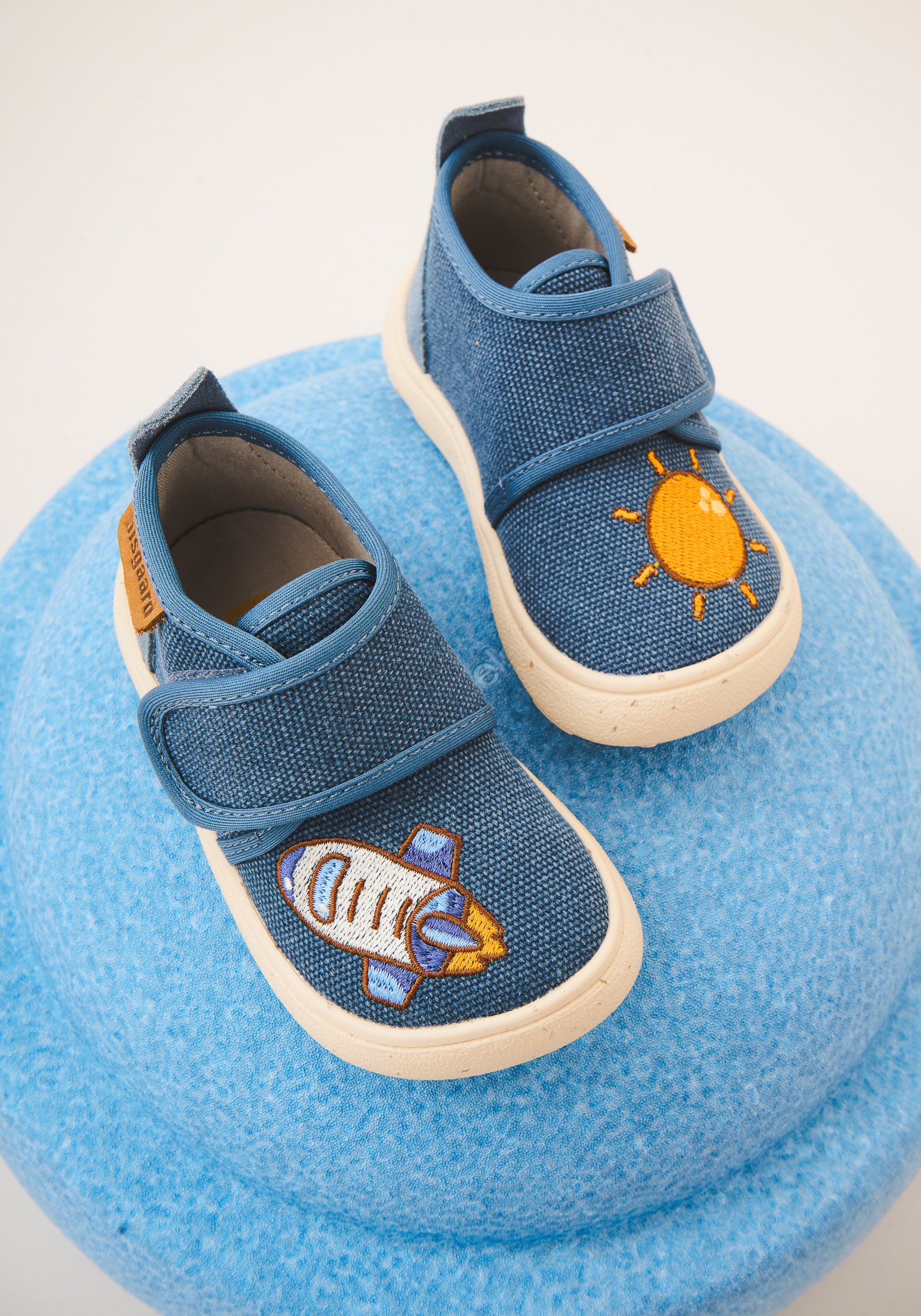 Pantofi interior Barefoot din bumbac - To The Moon