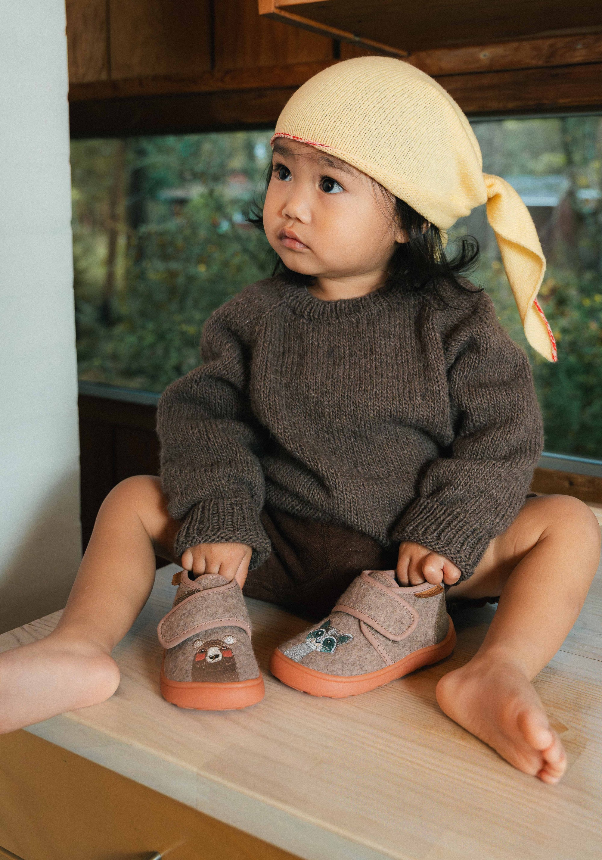 Pantofi interior Barefoot din lână - Brown