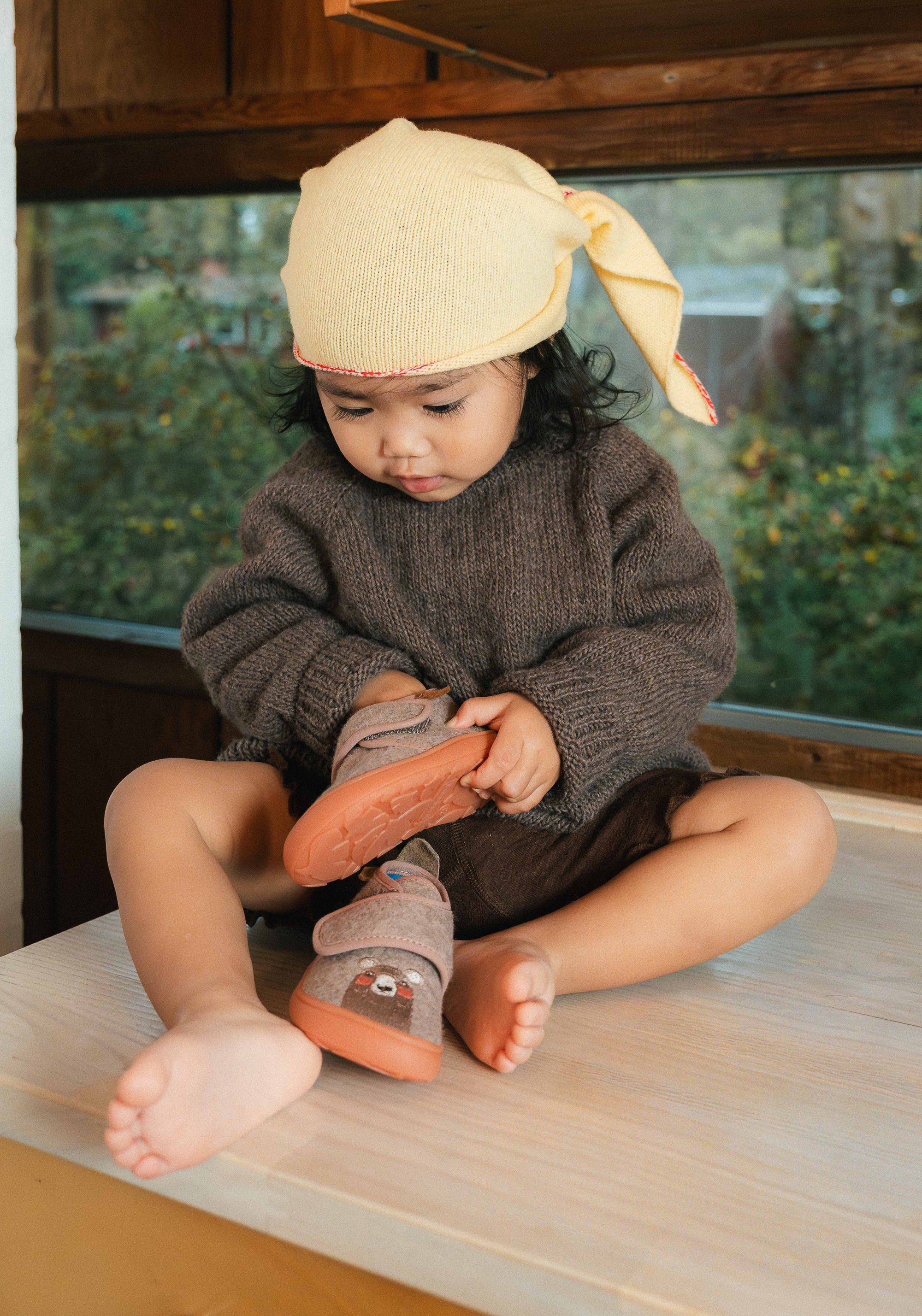 Pantofi interior Barefoot din lână - Brown