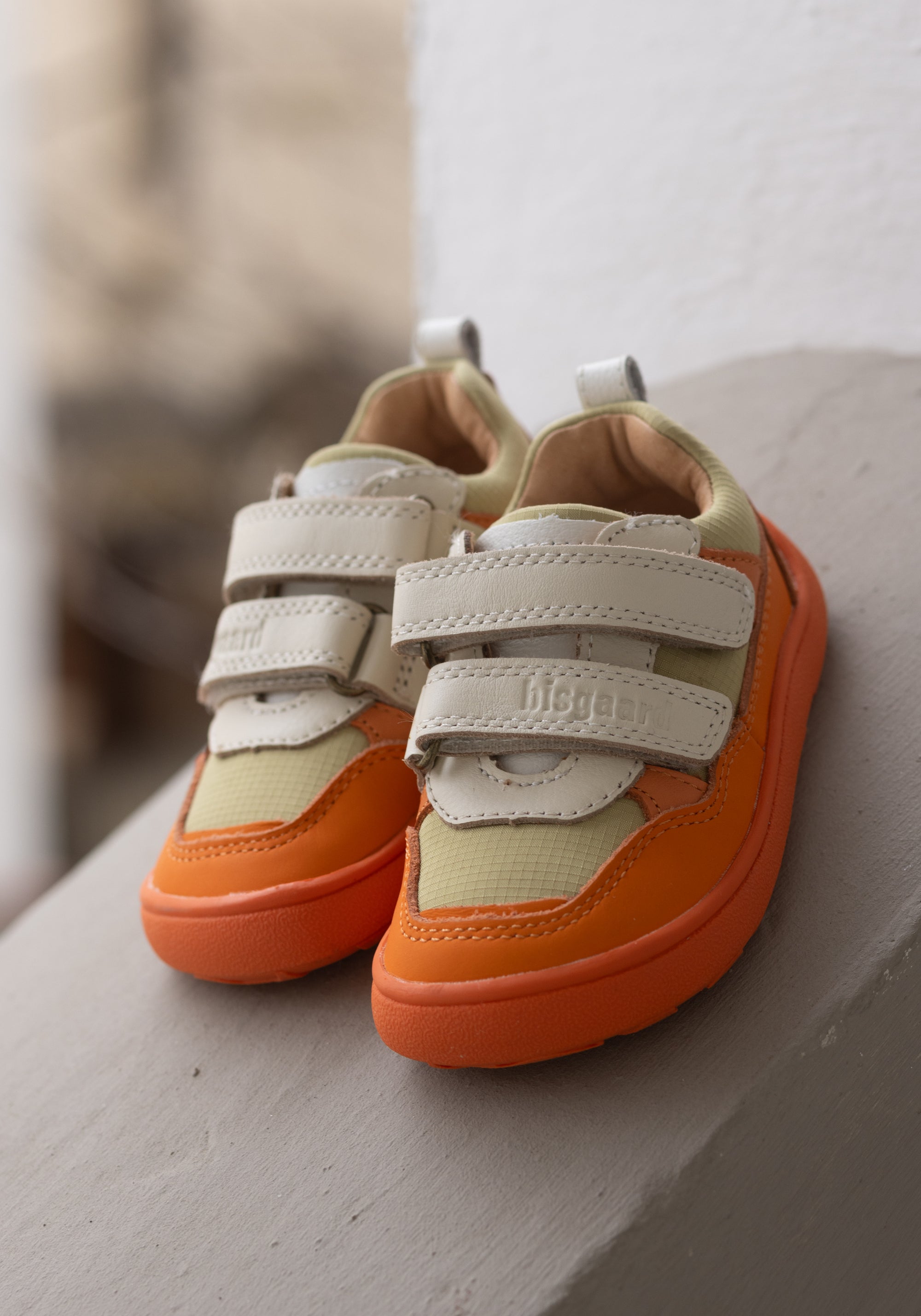 Pantofi sport Barefoot din piele - Elroy Orange