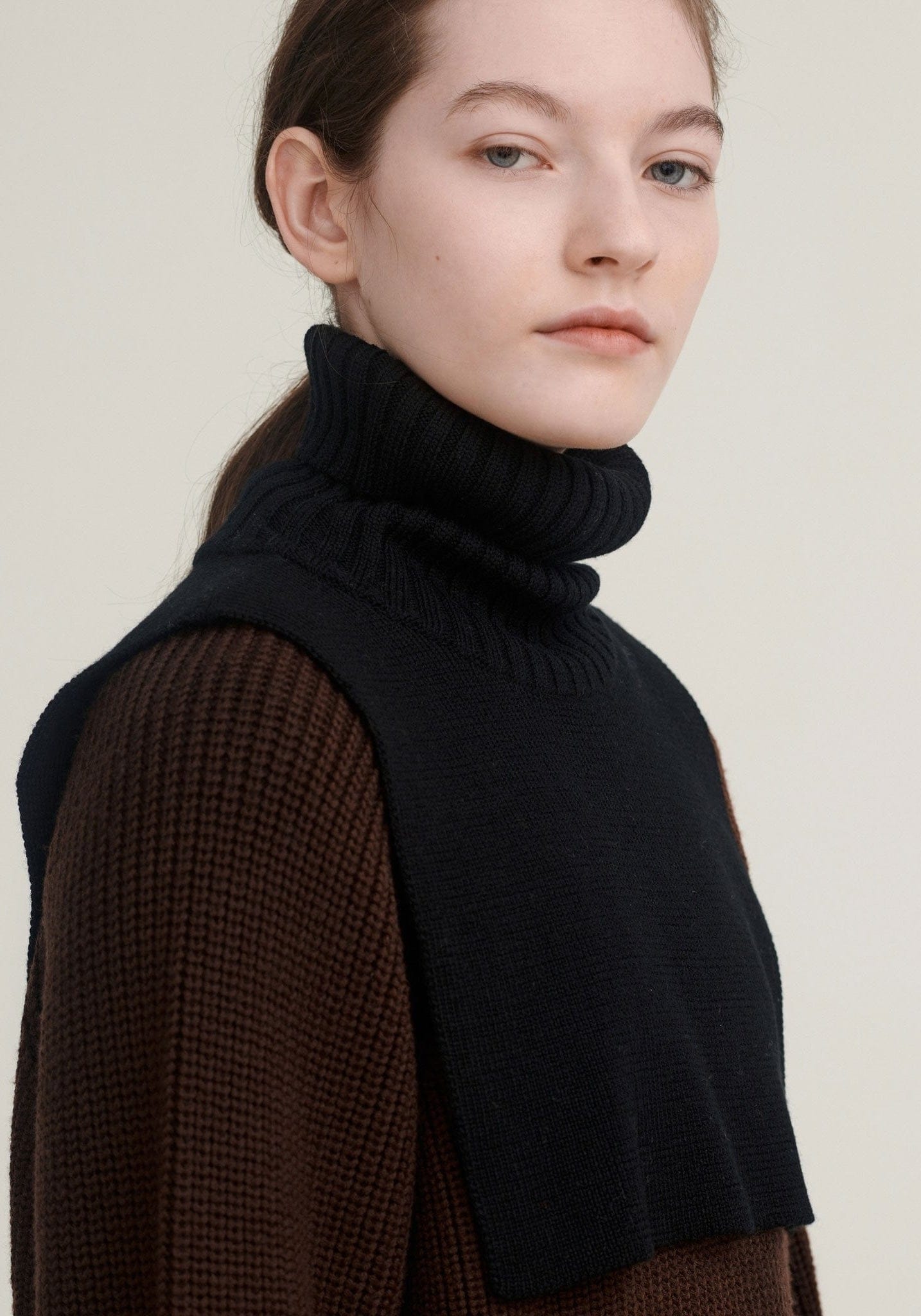 Pieptar din lână merinos - Knit Black