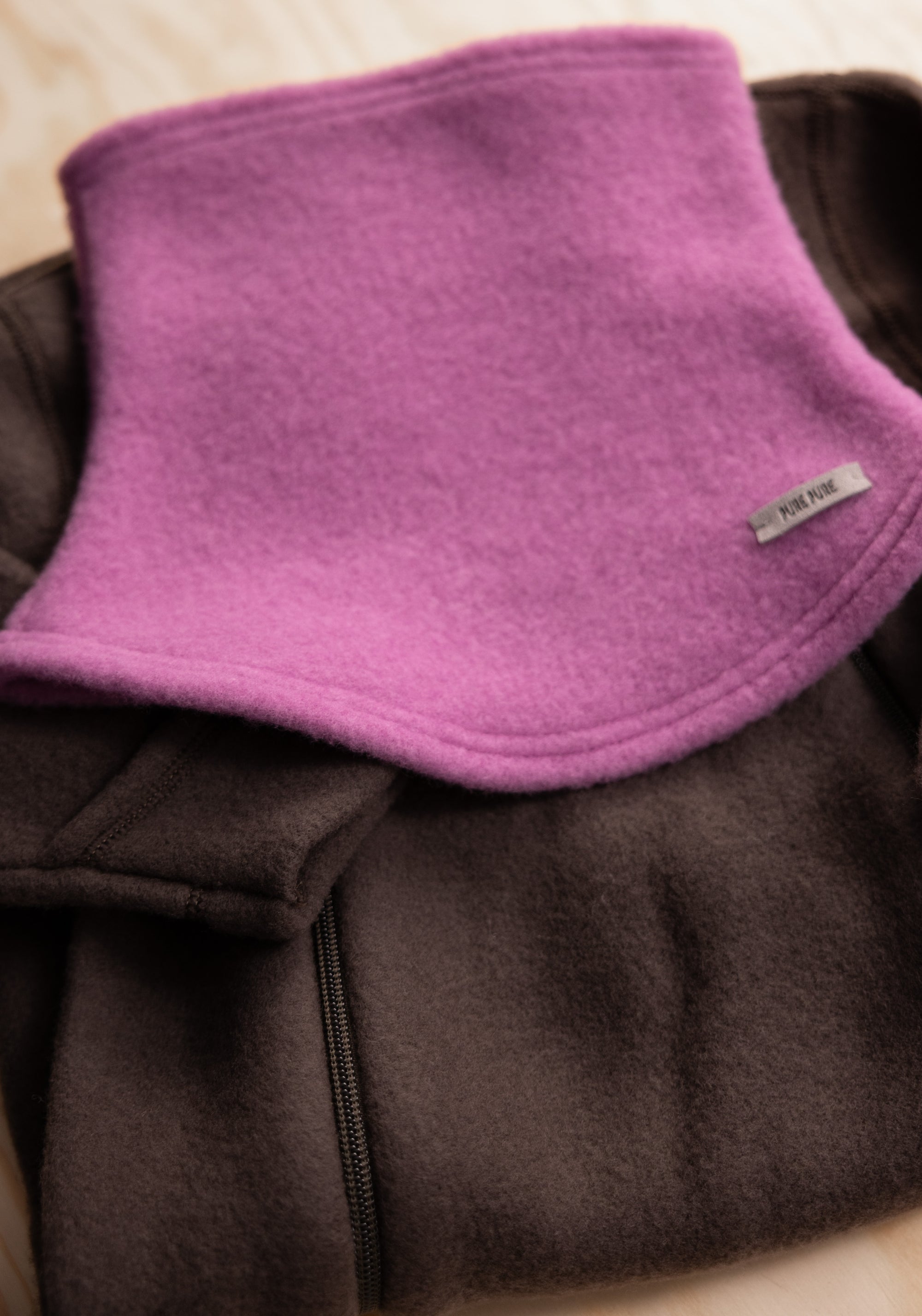 Pieptar fleece din lână merinos - Berry