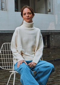 Pulover tricotat femei din lână reciclată - Baie Ivory