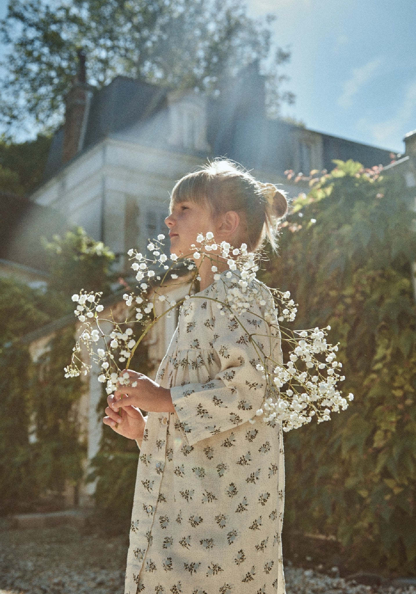Rochie din muselină dublă de bumbac - Aubepine Fleurs Blue Fog Poudre Organic HipHip.ro
