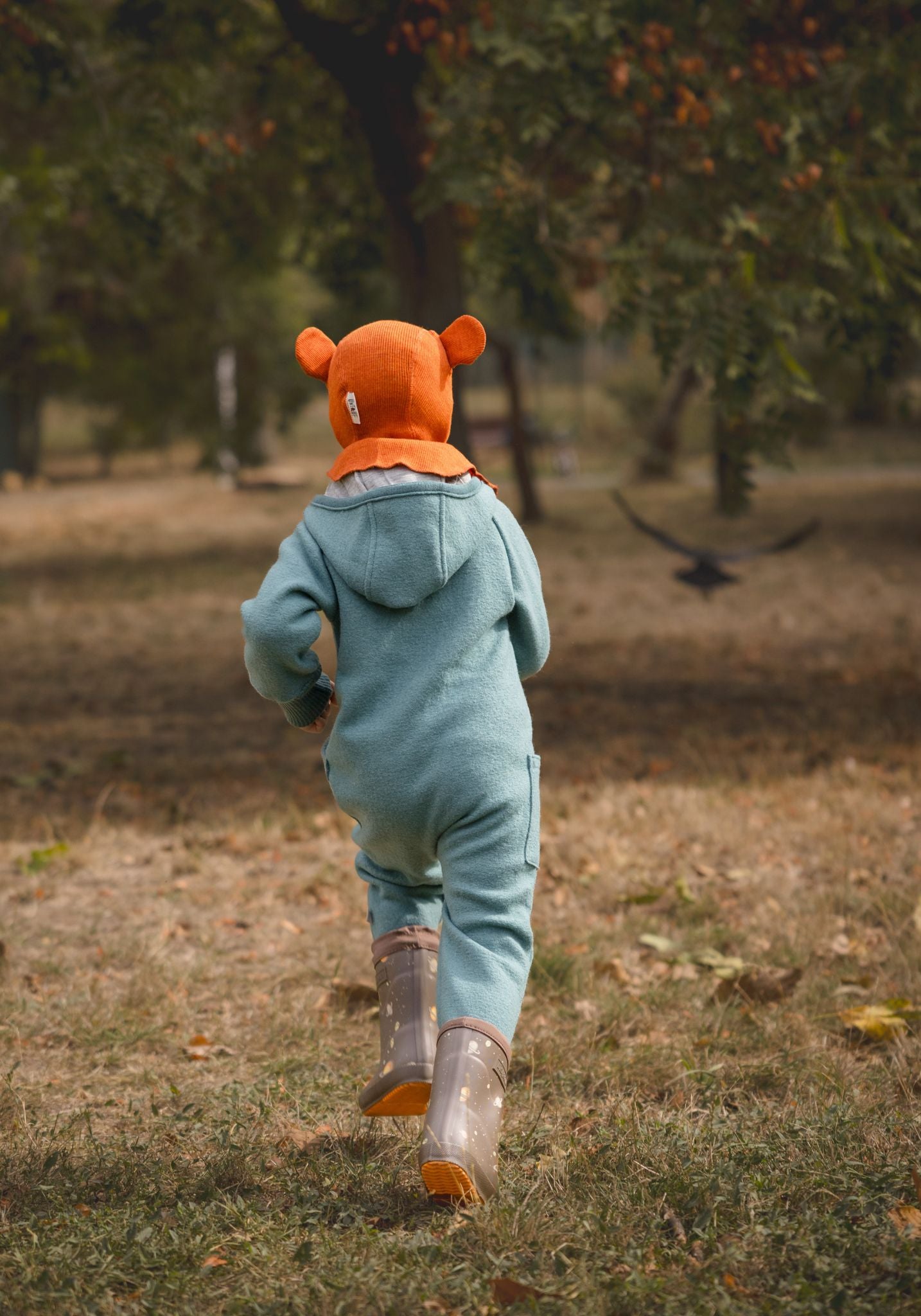 Salopetă cu mănuși și botoși din lână merinos fiartă - Eucalyptus