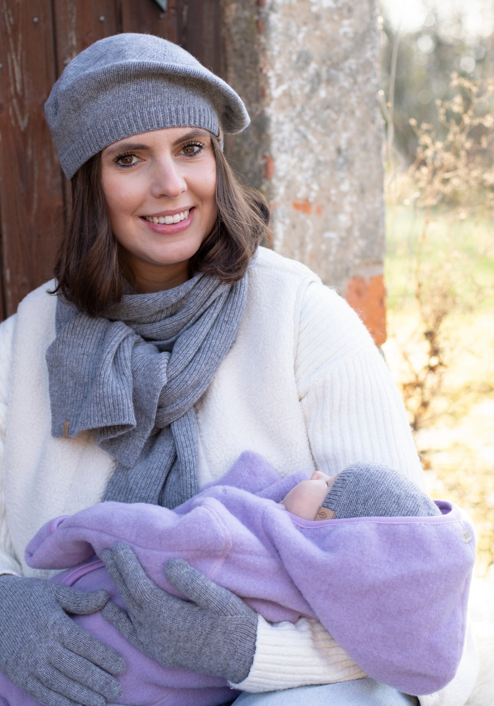 Salopetă cu mănuși și botoși fleece din lână merinos - Lilac