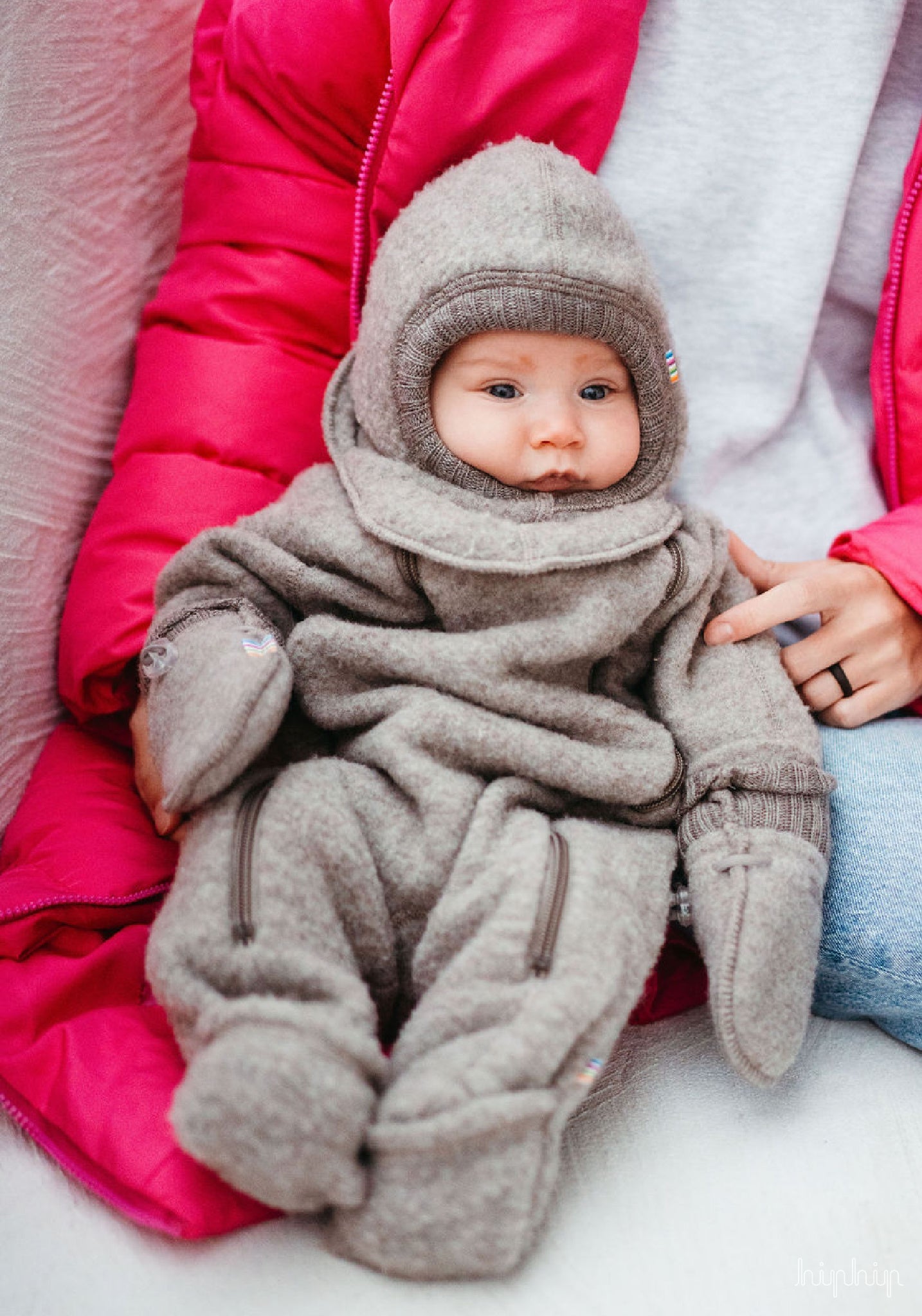 Salopetă cu mănuși și botoși fleece din lână merinos - Sesame Melange Joha HipHip.ro