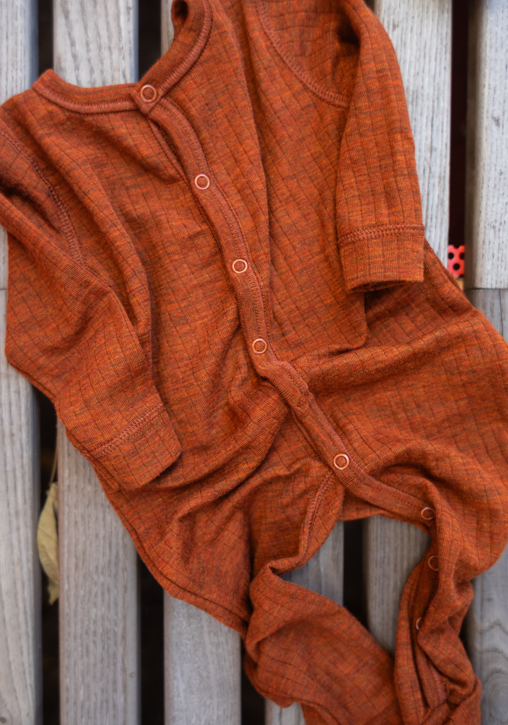Salopetă cu șosete din lână merinos - Basic Russet