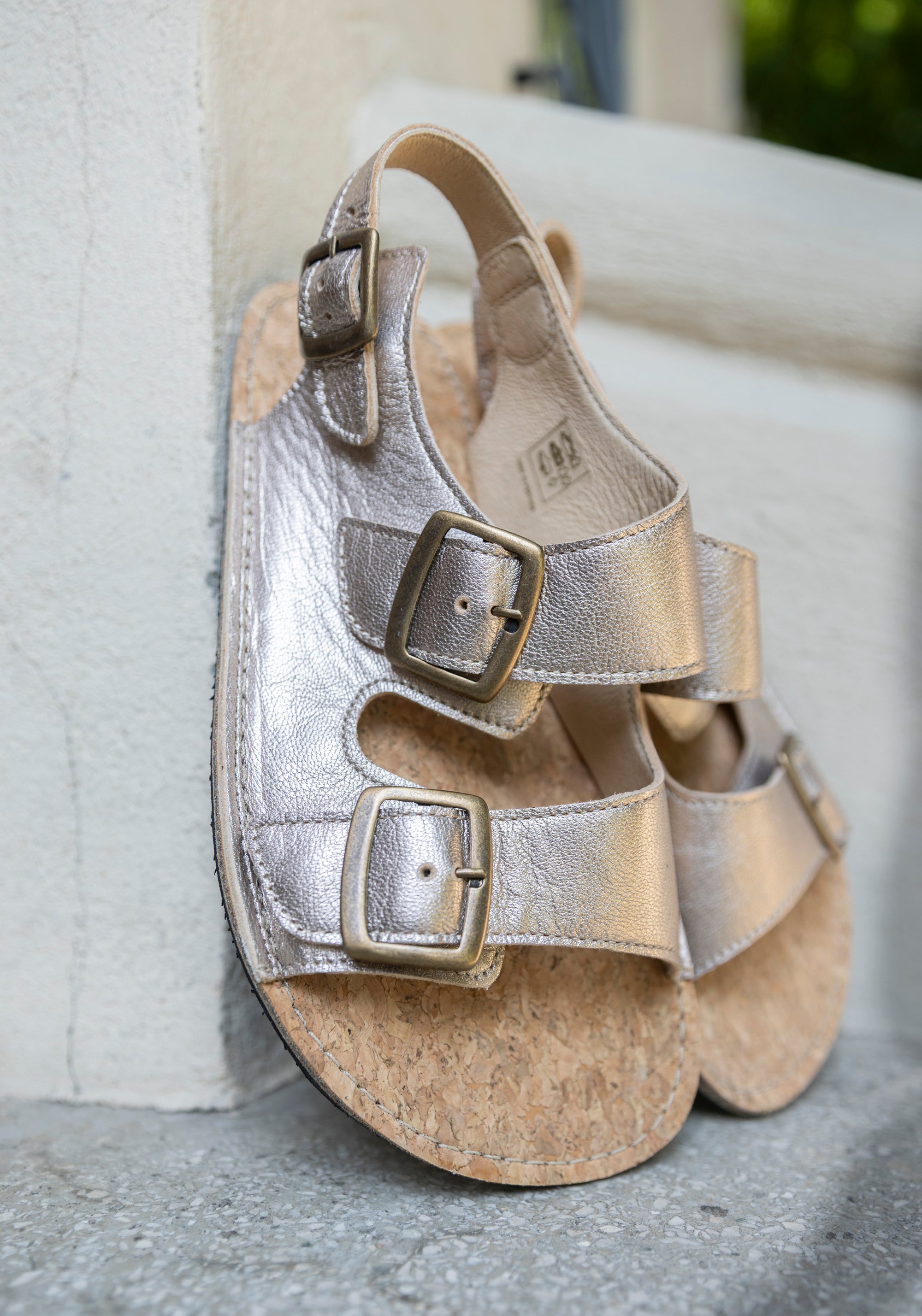 Sandale Barefoot din piele - Ada Champagne