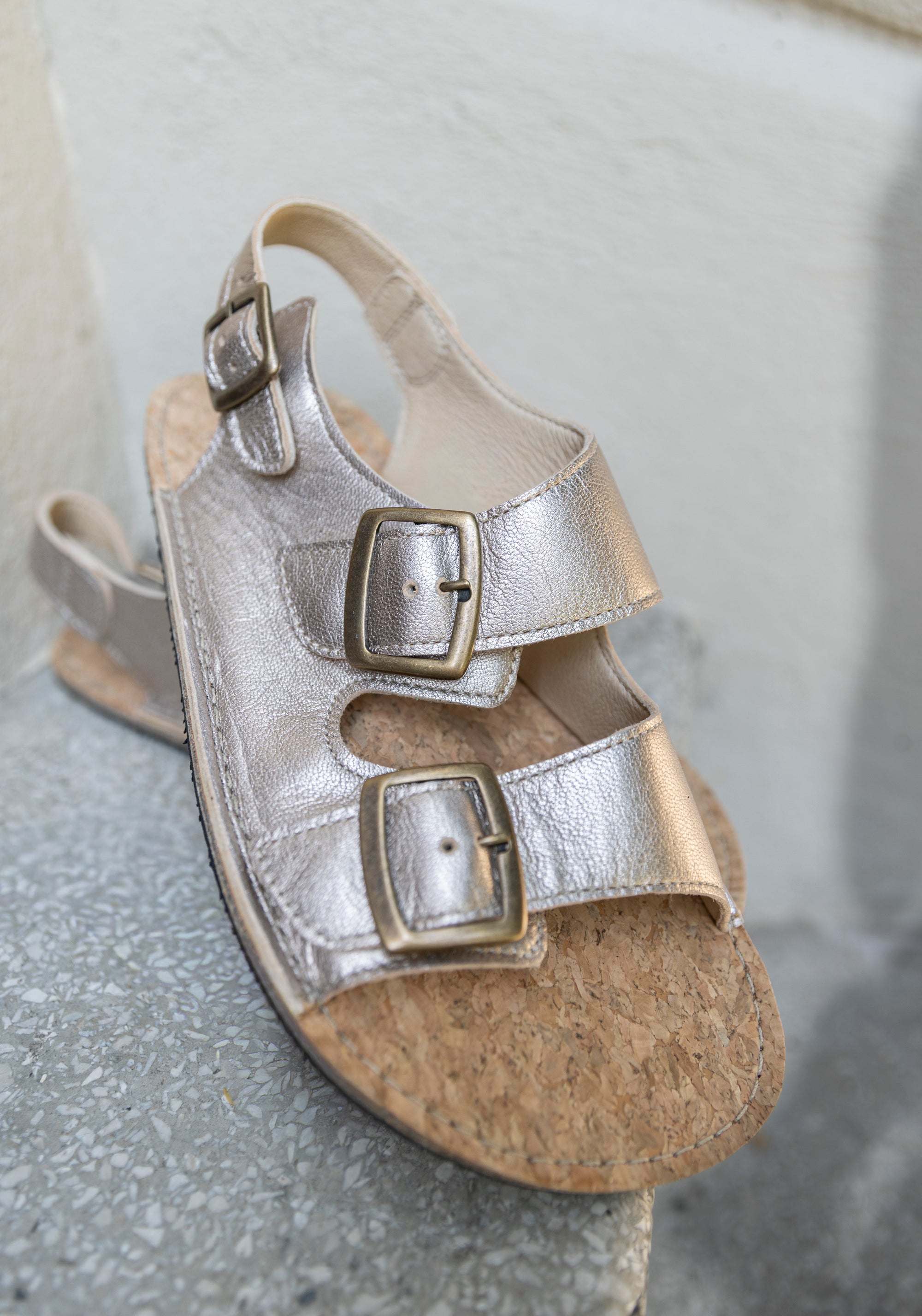 Sandale Barefoot din piele - Ada Champagne