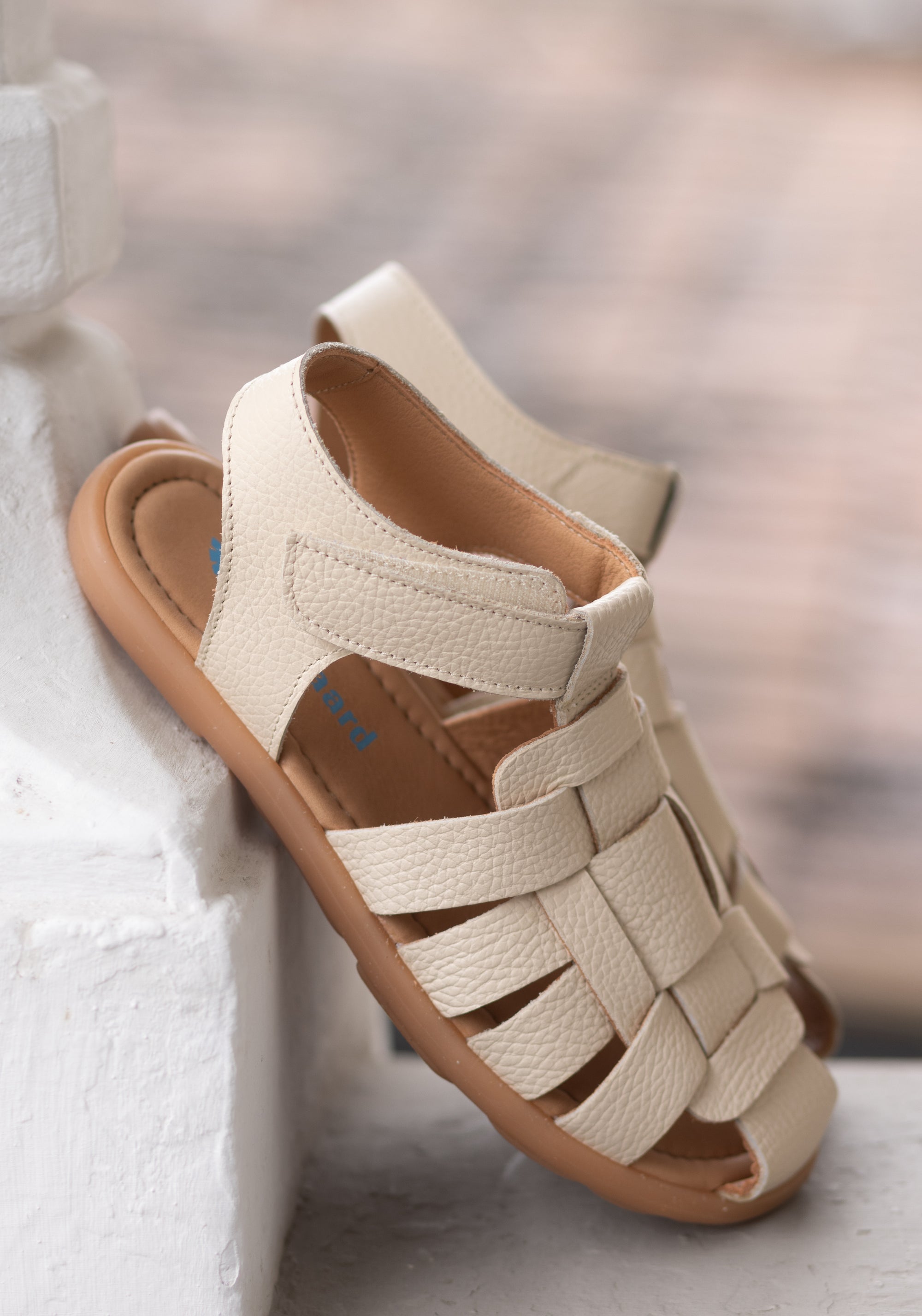 Sandale Barefoot din piele - Alison Creme