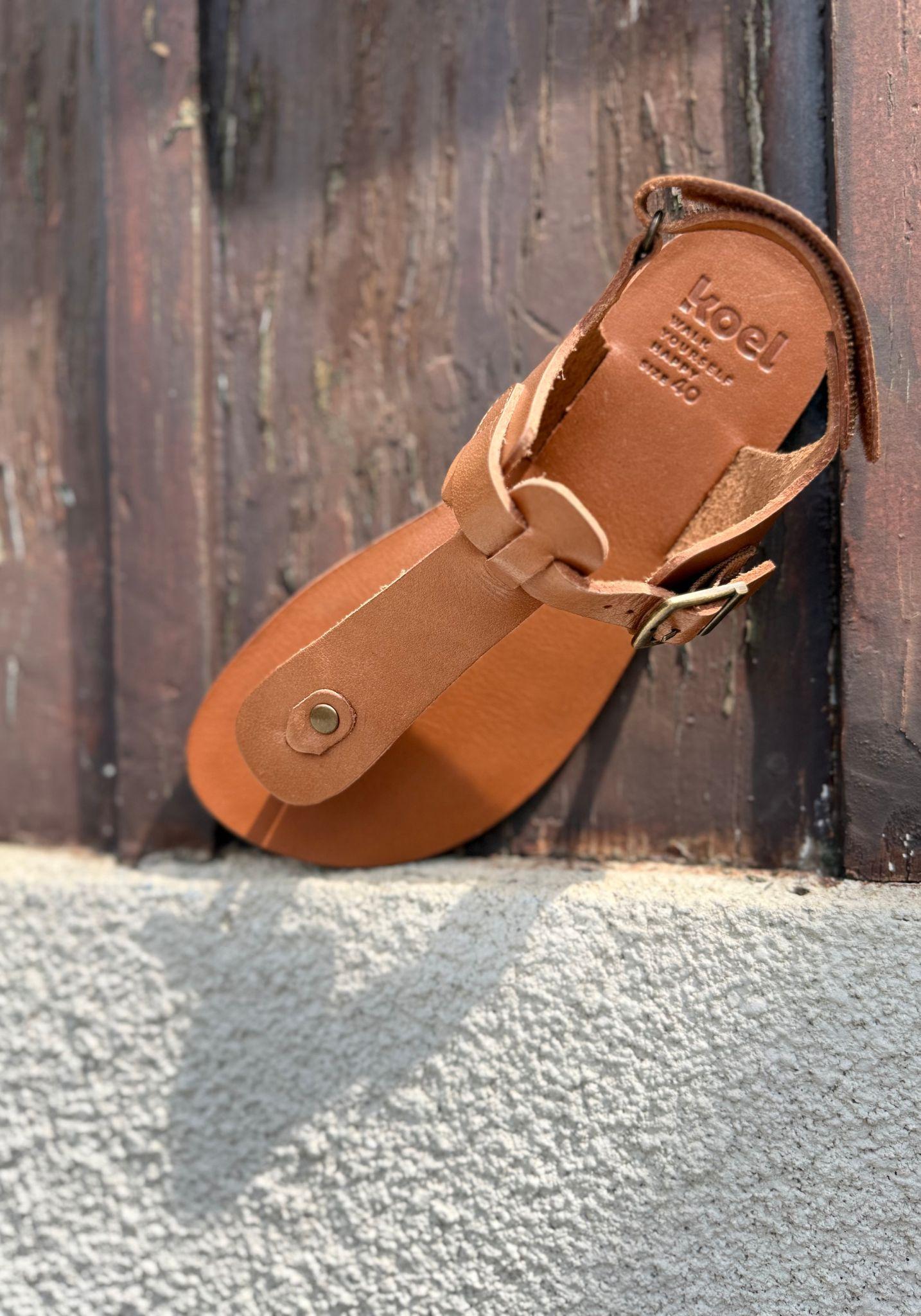 Sandale Barefoot din piele - Ariata Miel