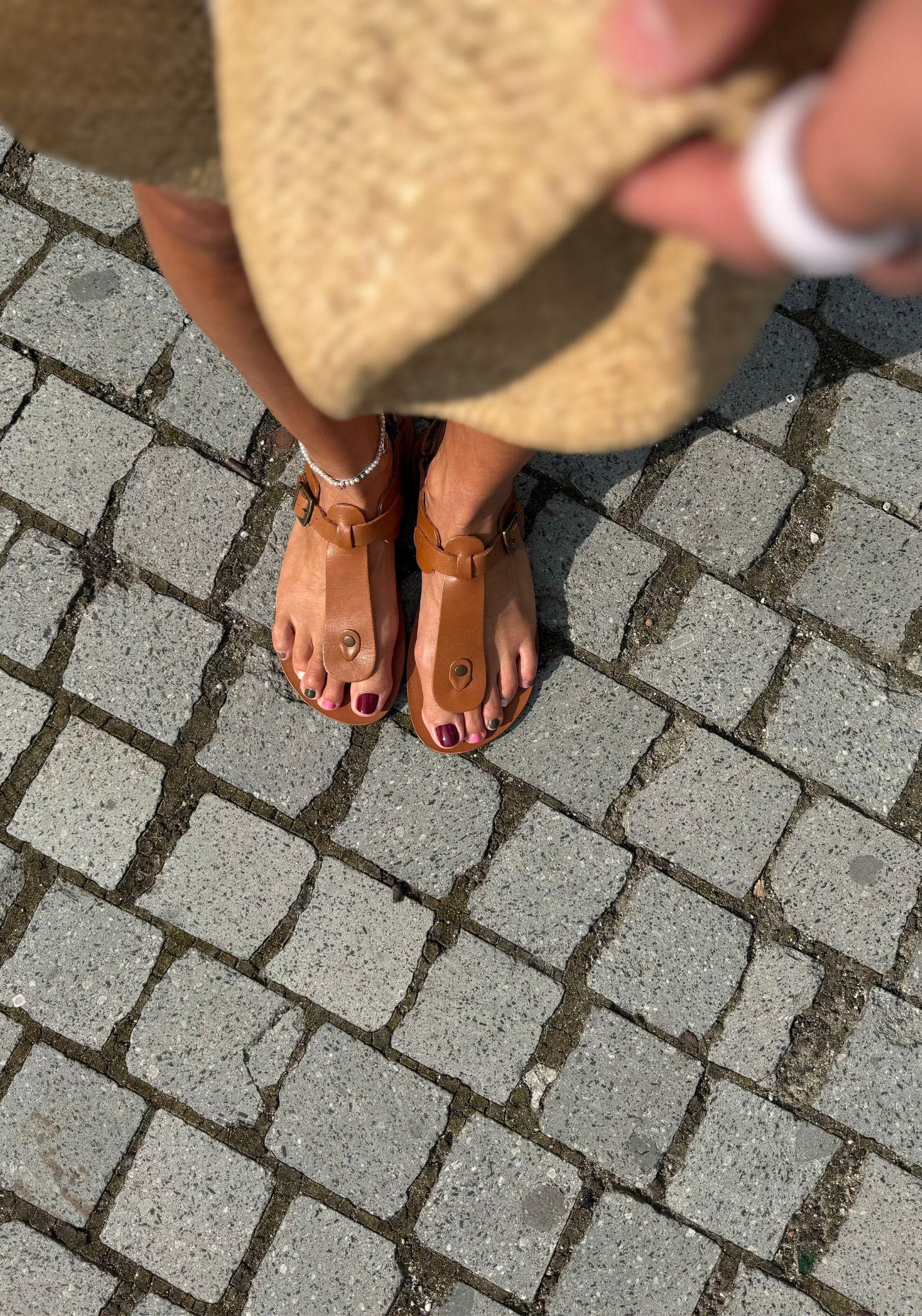 Sandale Barefoot din piele - Ariata Miel