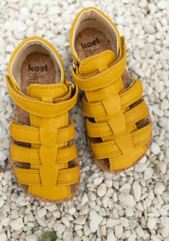 Sandale Barefoot din piele - Arin Yellow Koel HipHip.ro