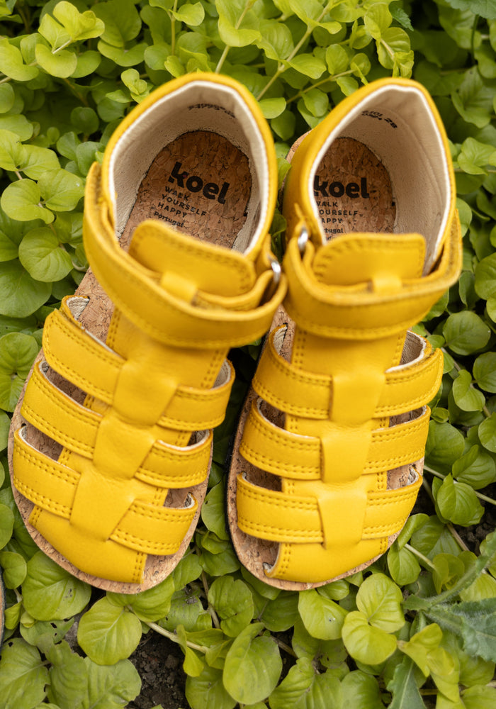 Sandale Barefoot din piele - Arin Yellow Koel HipHip.ro