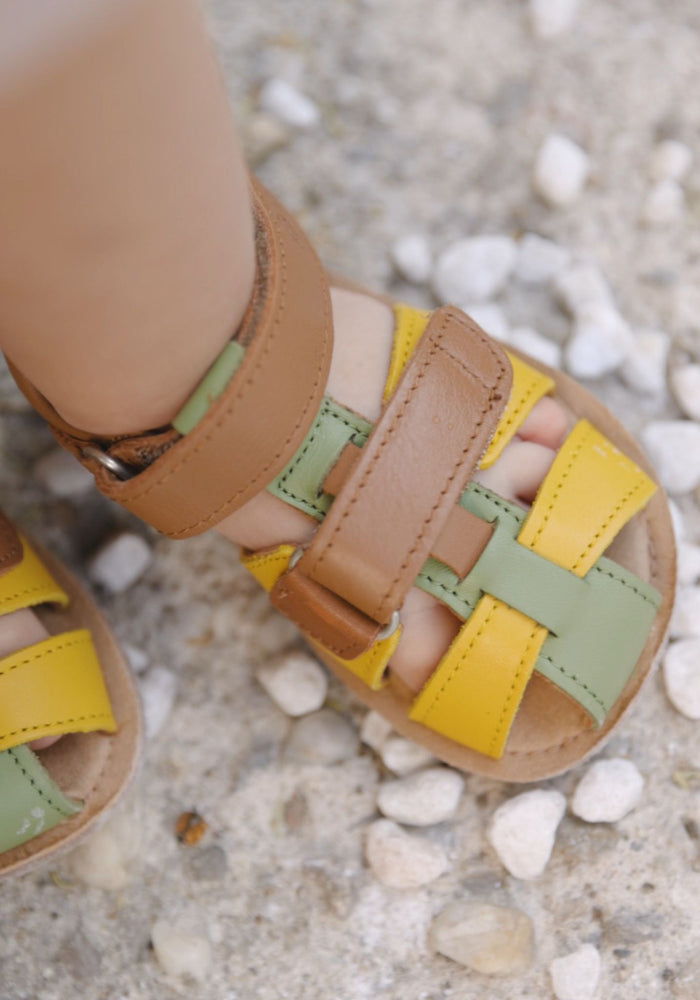 Sandale Barefoot din piele - Belliana Hazelnut
