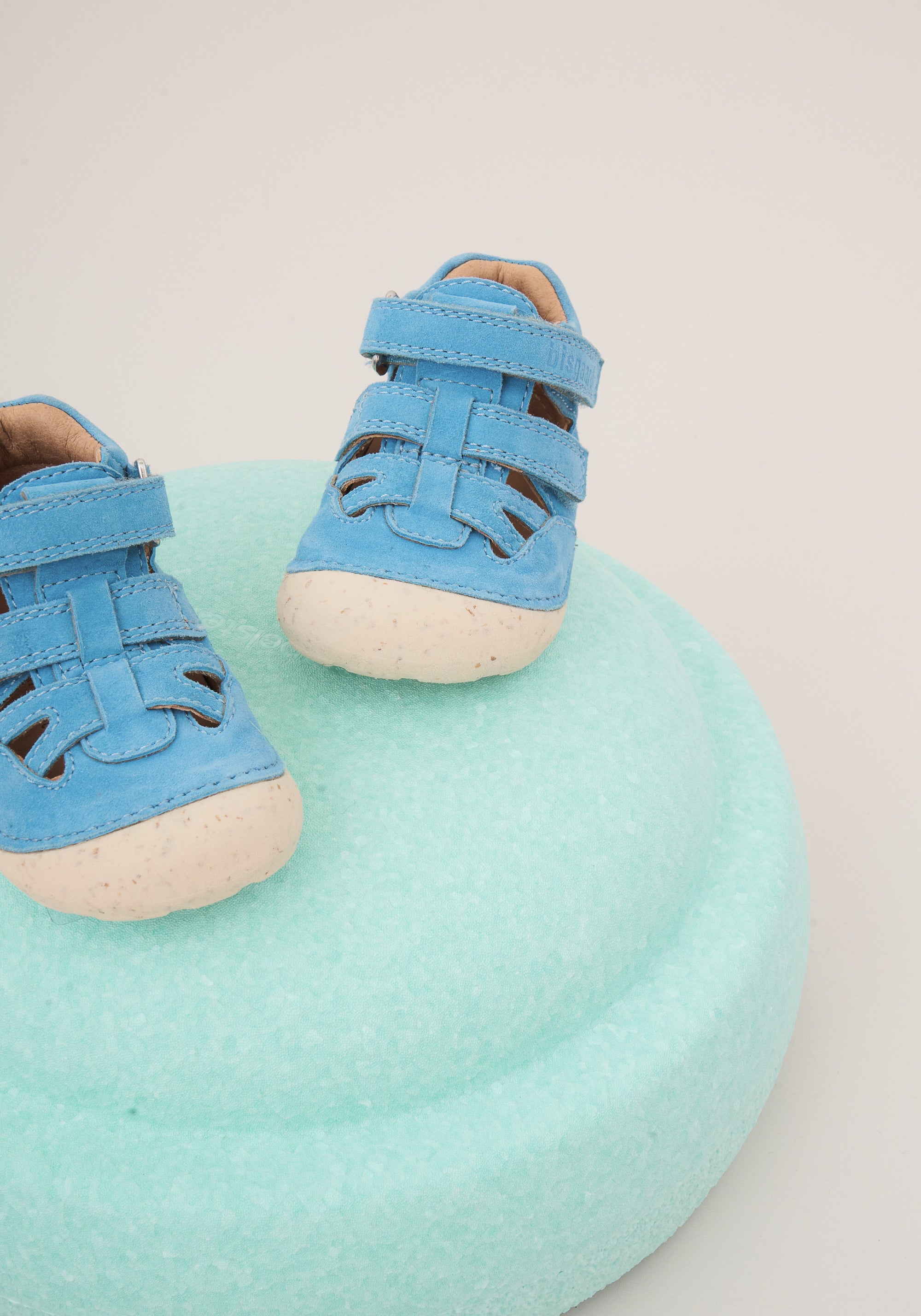 Sandale Barefoot din piele întoarsă - Tate Sky