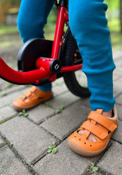 Sandale Barefoot din piele - Salamandra Apricot