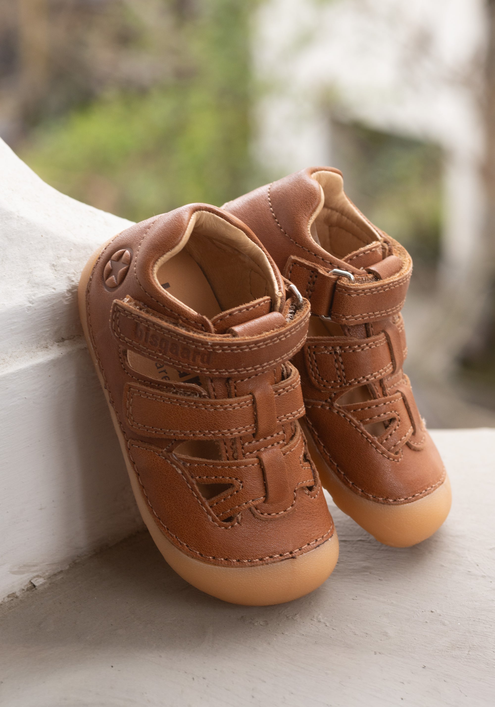Sandale Barefoot din piele - Tate Cognac