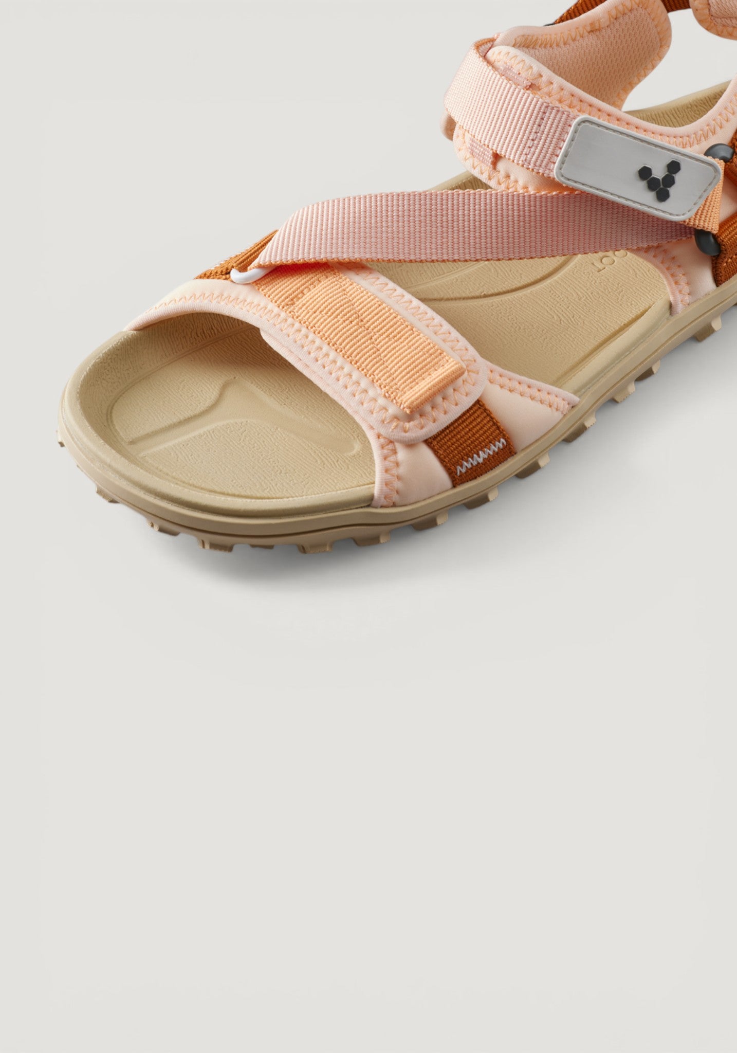 Sandale drumeție Barefoot - Tracker Ora Women Coral