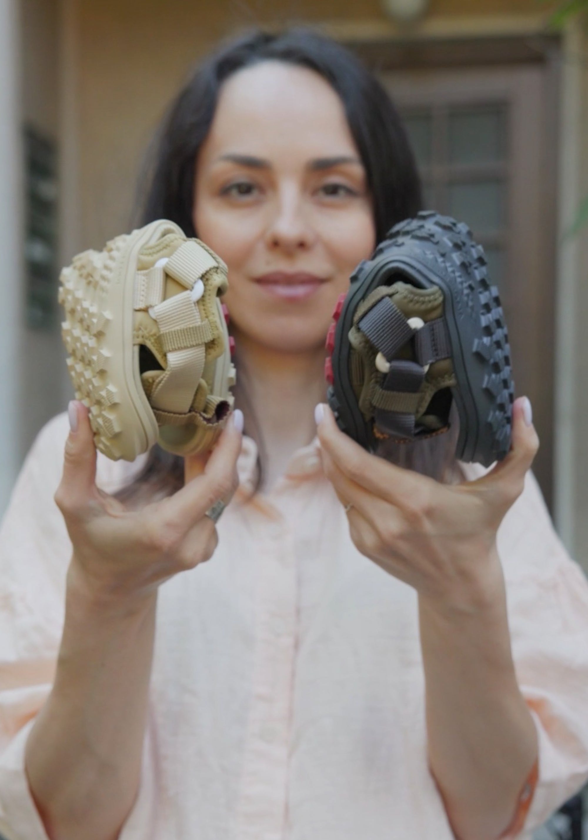 Sandale drumeție Barefoot - Tracker Ora Women Dune