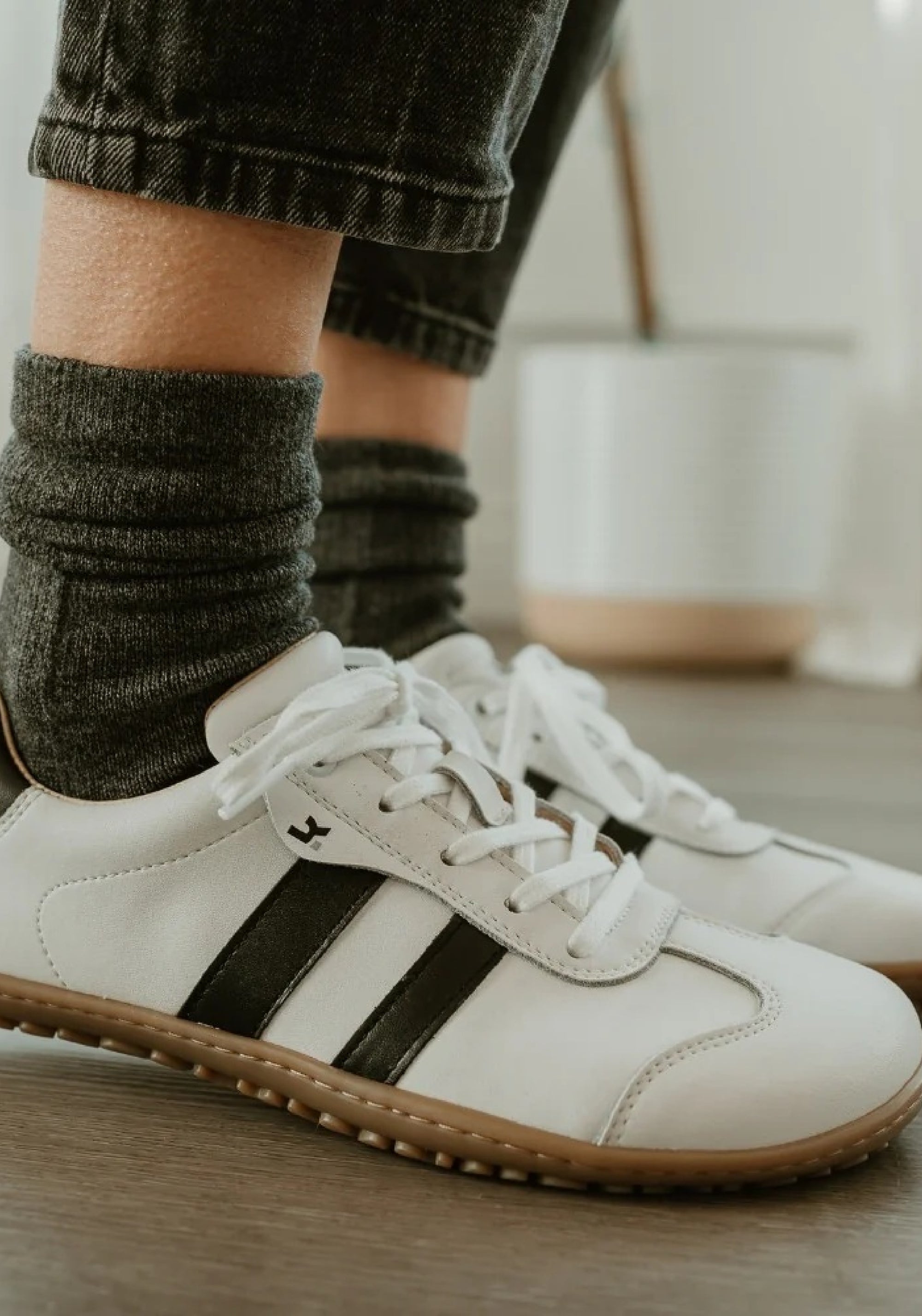 Sneakers Barefoot bărbați din piele - Ilo Offwhite/Black