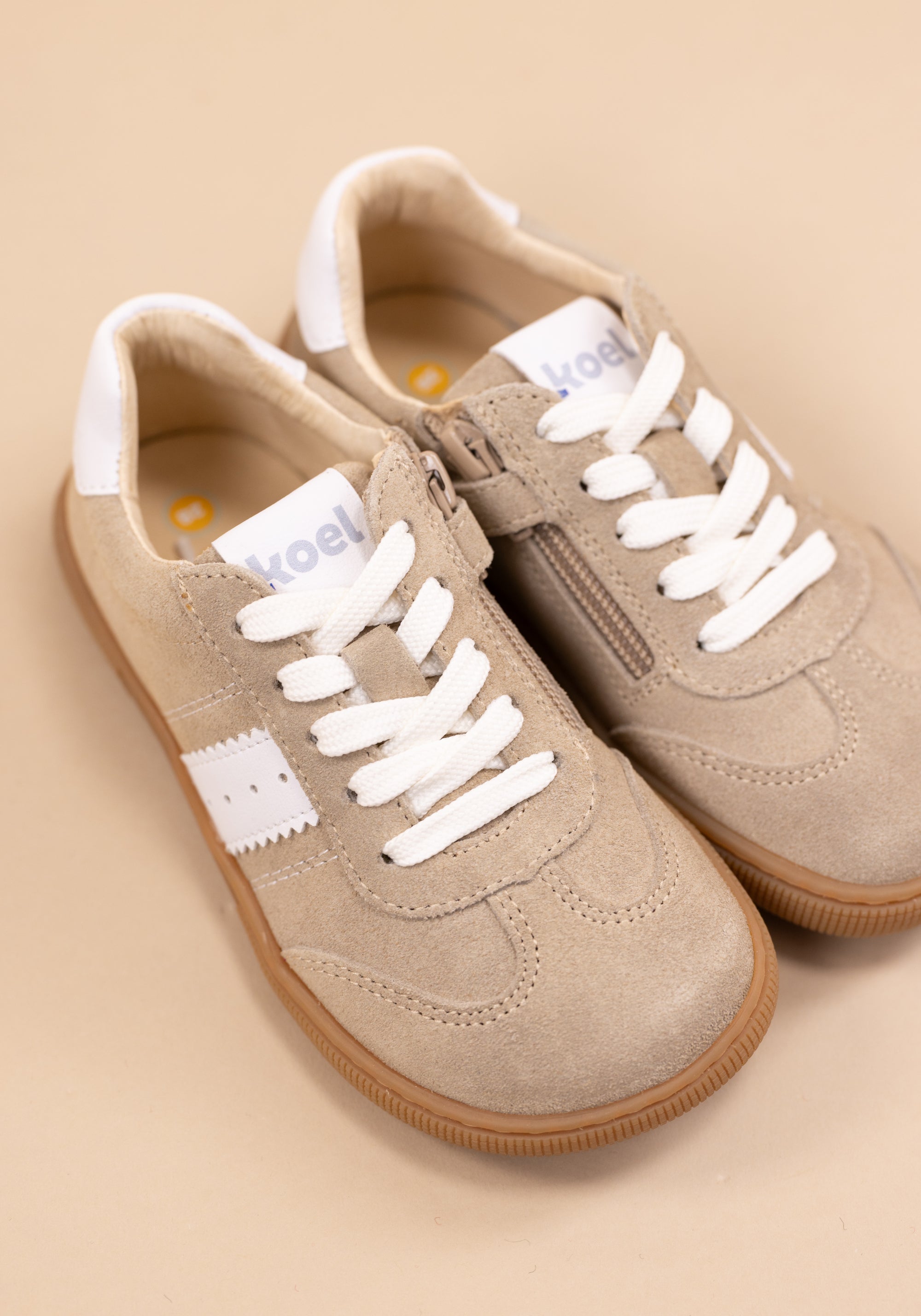 Sneakers Barefoot din piele întoarsă - Declan Beige