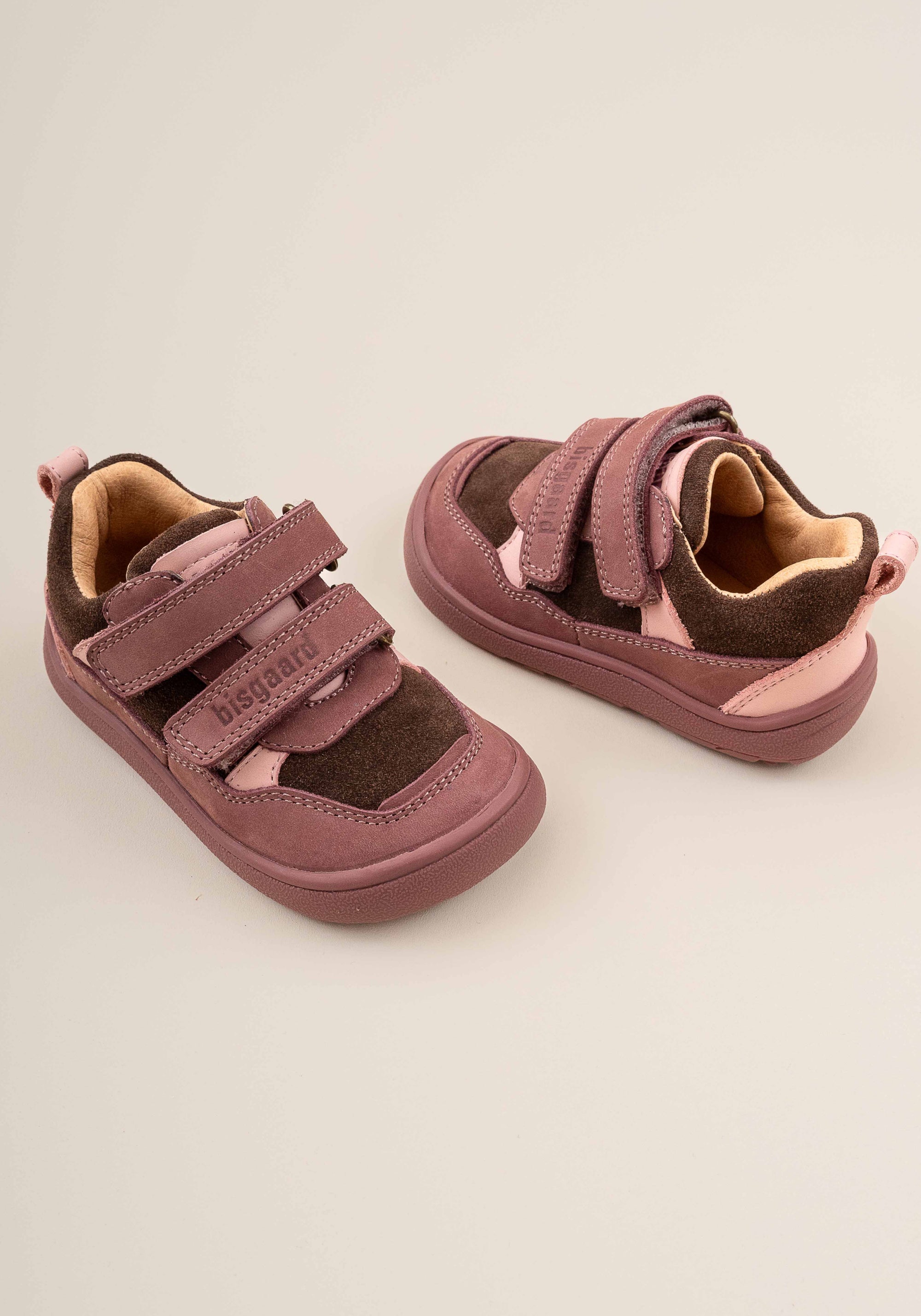 Sneakers Barefoot din piele întoarsă - Elroy Plum