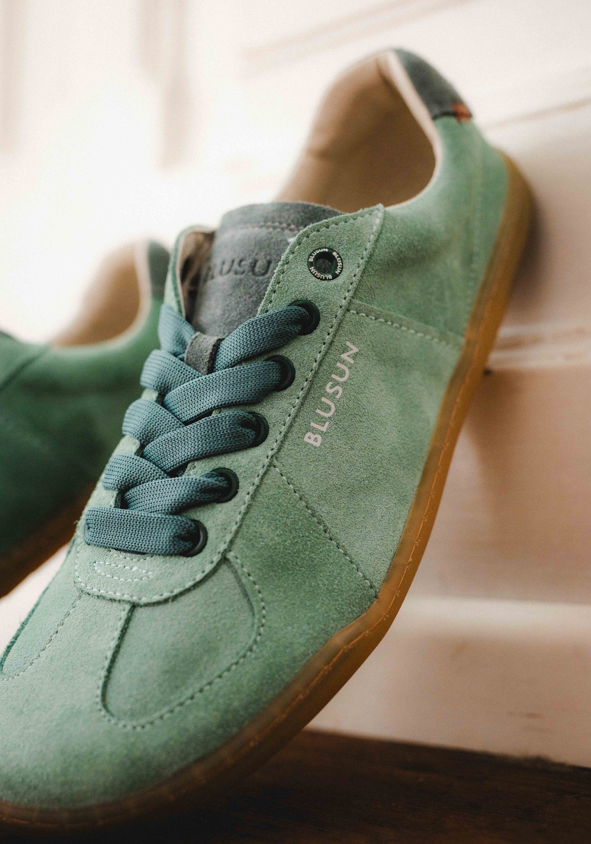 Sneakers Barefoot din piele întoarsă - Green
