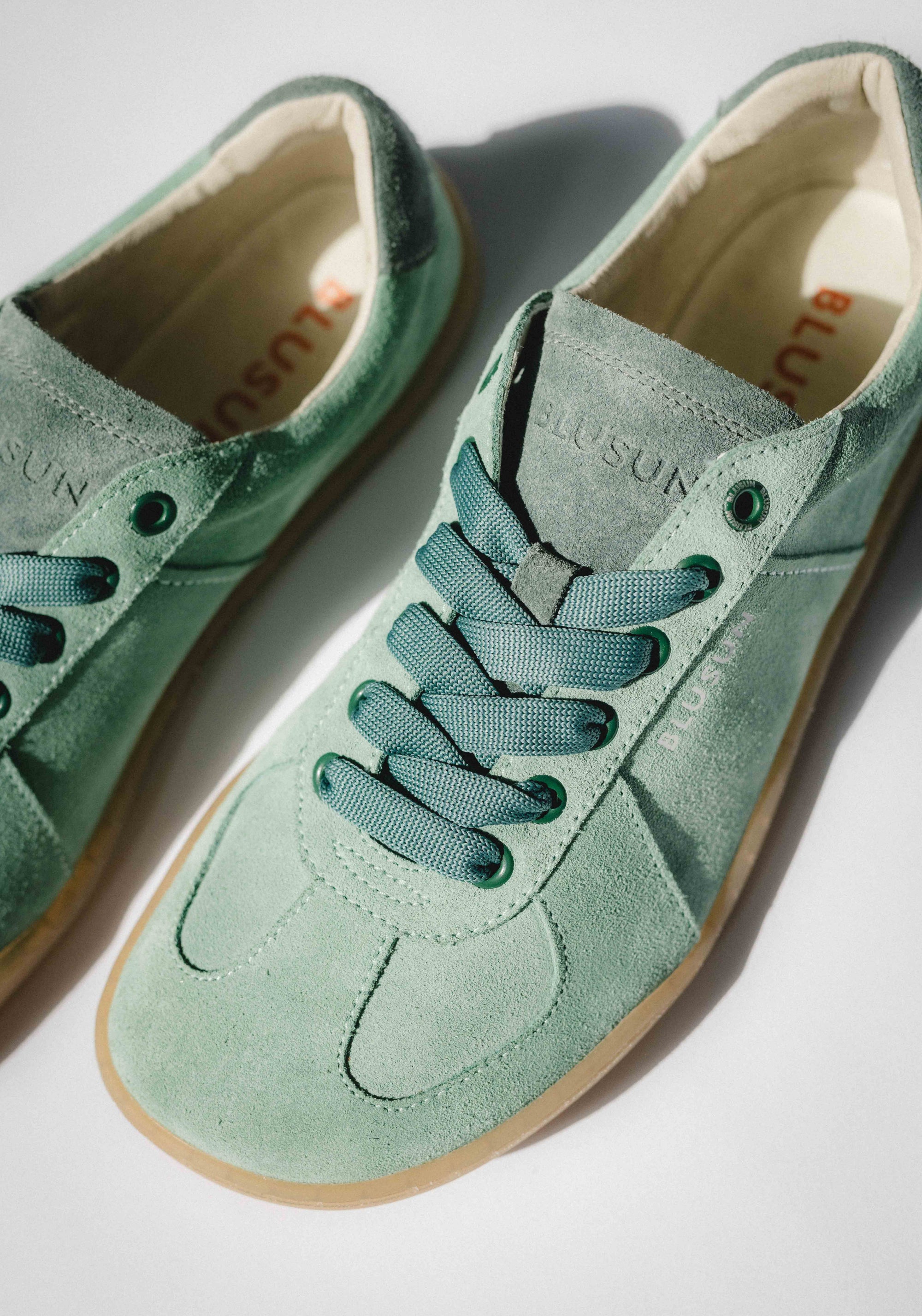 Sneakers Barefoot din piele întoarsă - Green