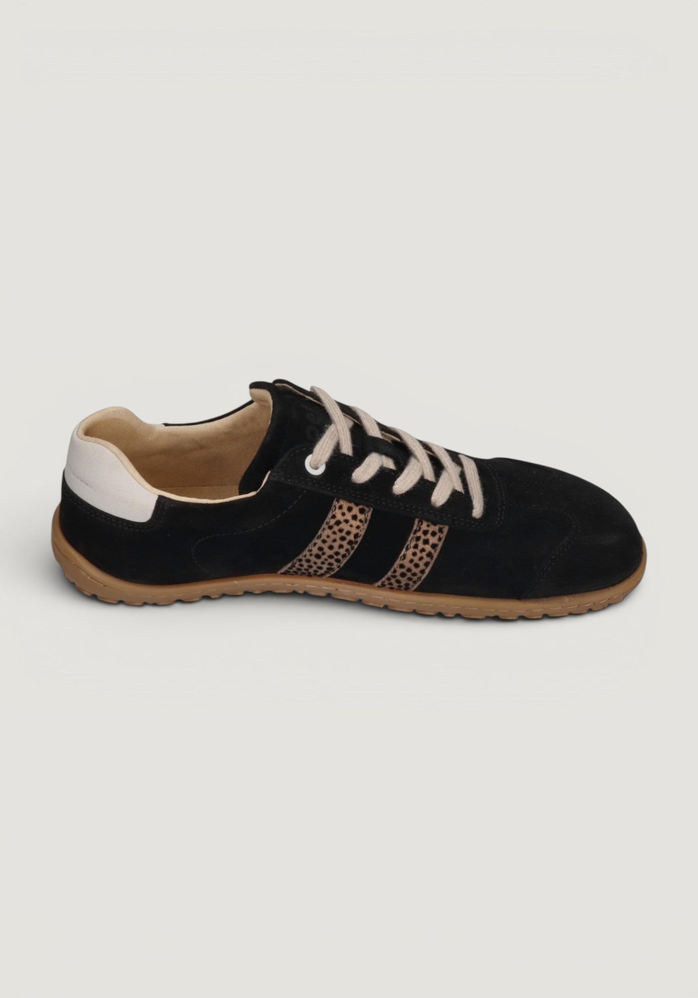 Sneakers Barefoot din piele întoarsă - Ila Black Leopardo